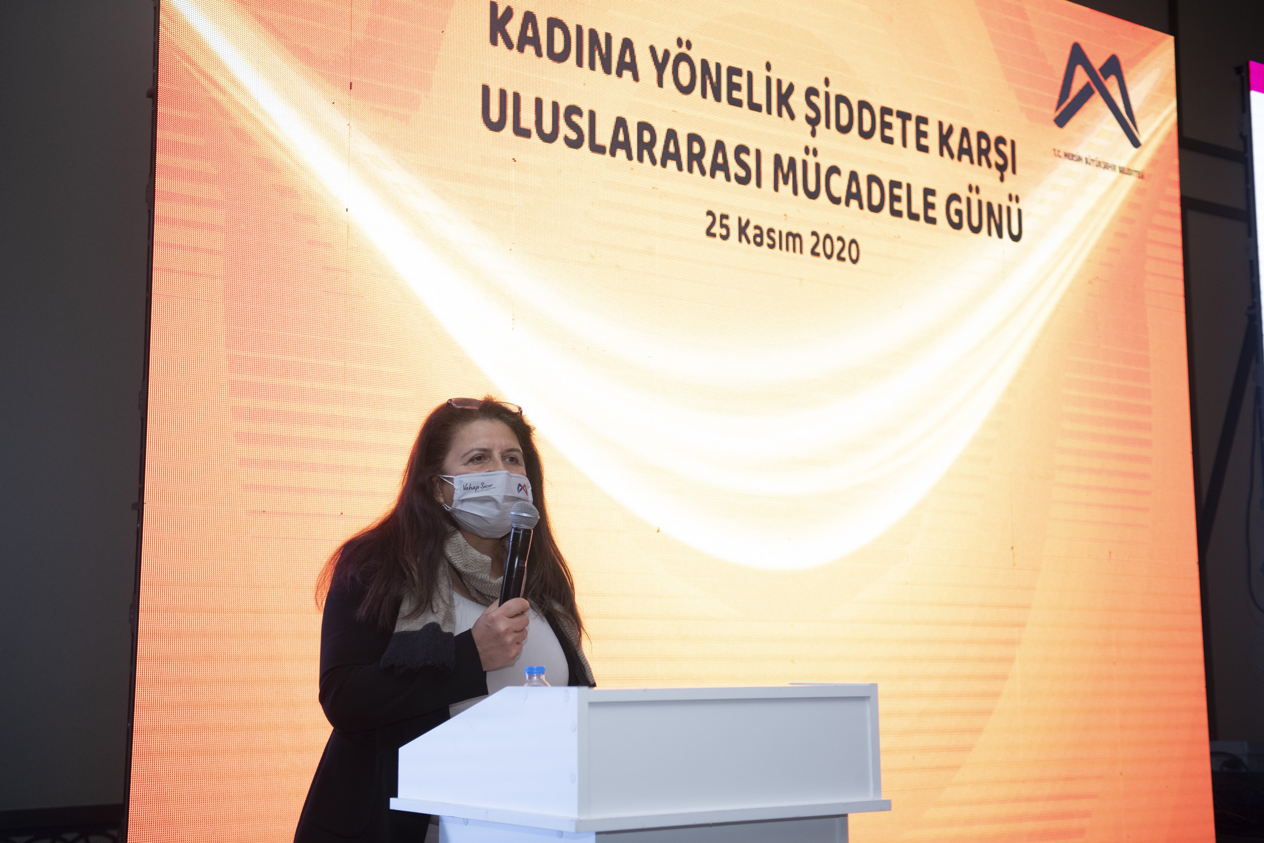 Mersin Büyükşehir Belediyesi, kadına