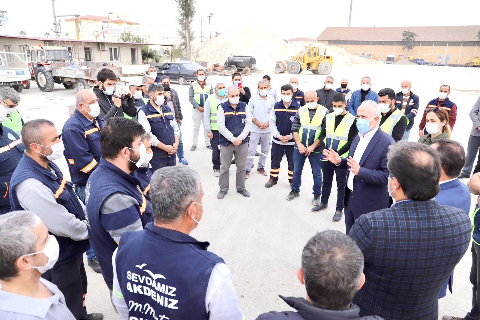 “Elimizden gelen her türlü desteği vermeye devam edeceğiz” Akdeniz Belediyesi, Koronavirüs salgını