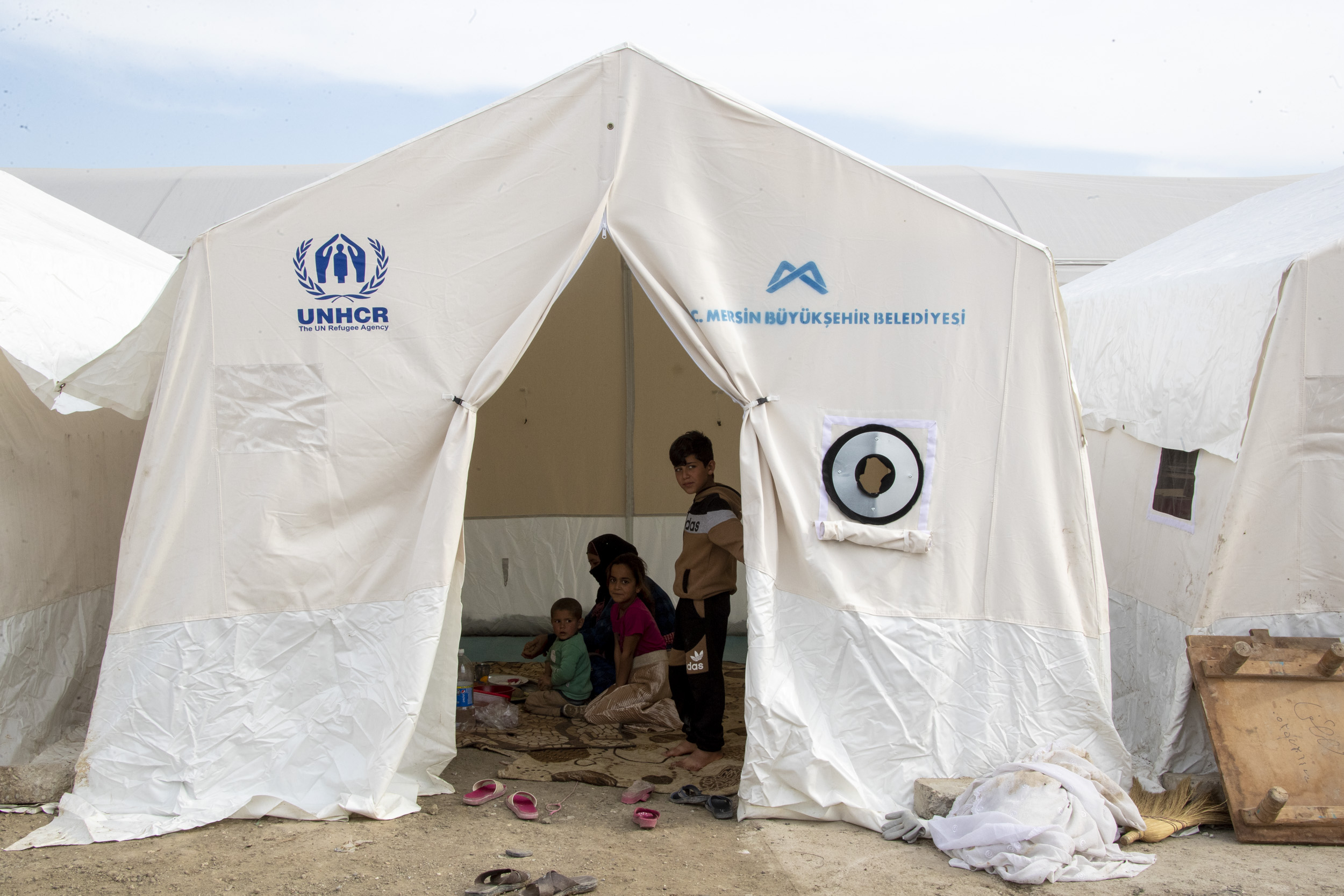 TARIM İŞÇİLERİNİN FİZİKİ KOŞULLARI İYİLEŞTİRİLİYOR Büyükşehir Belediyesi, Türkiye’nin önemli