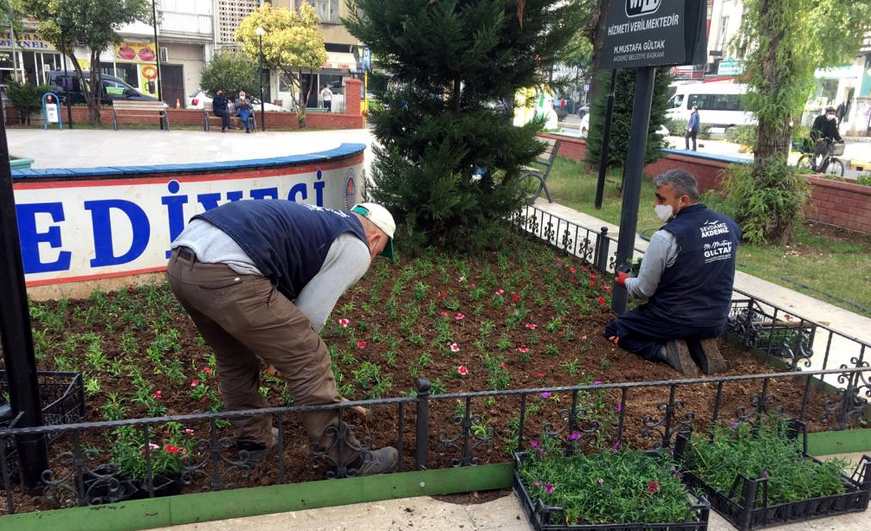 Akdeniz Belediyesi; ilçede bulunan