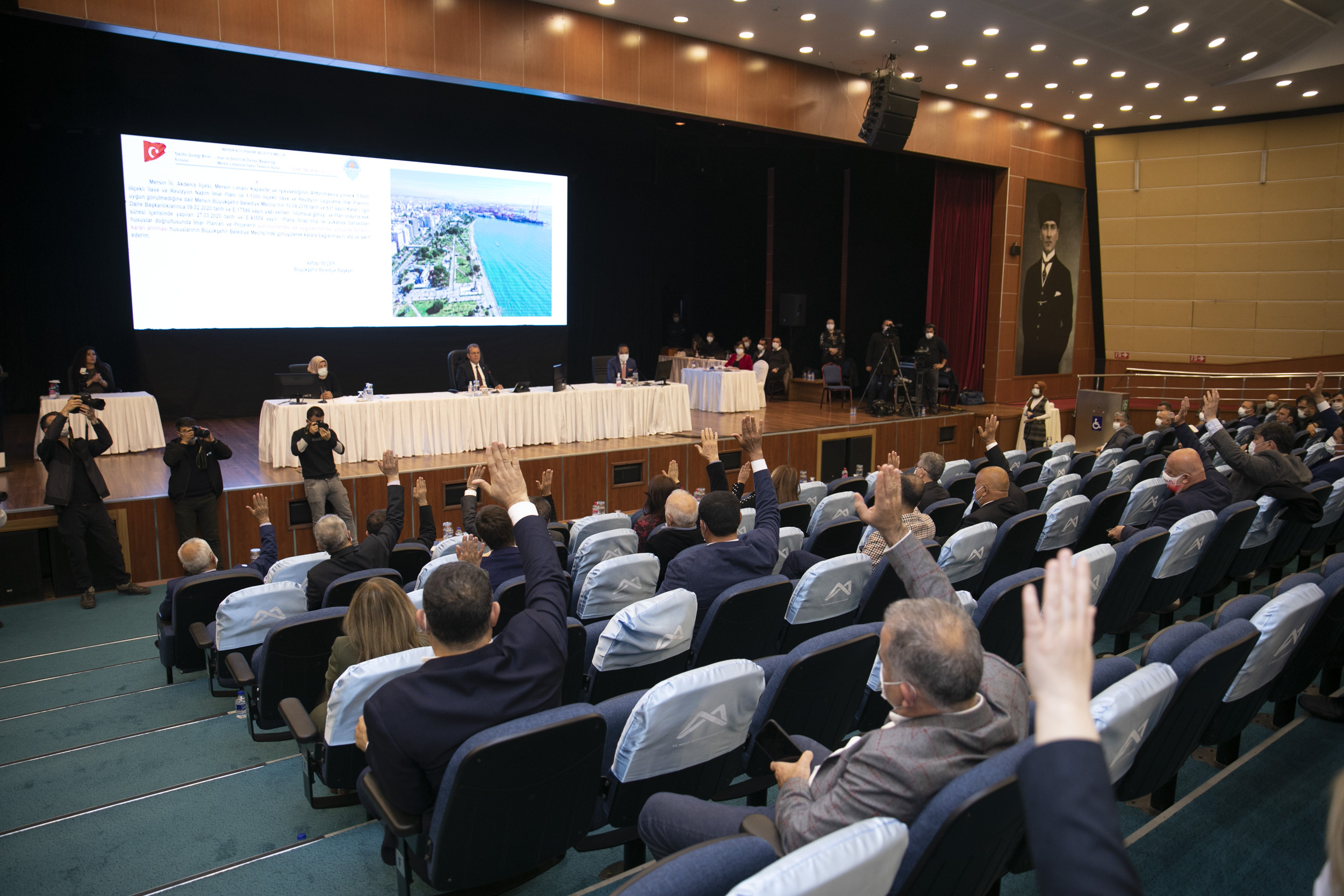 “BU KENTİN LİMANI BU KENTİNDİR, İŞLETMECİSİ KİM OLURSA OLSUN” Mersin Büyükşehir Belediye Meclisi,