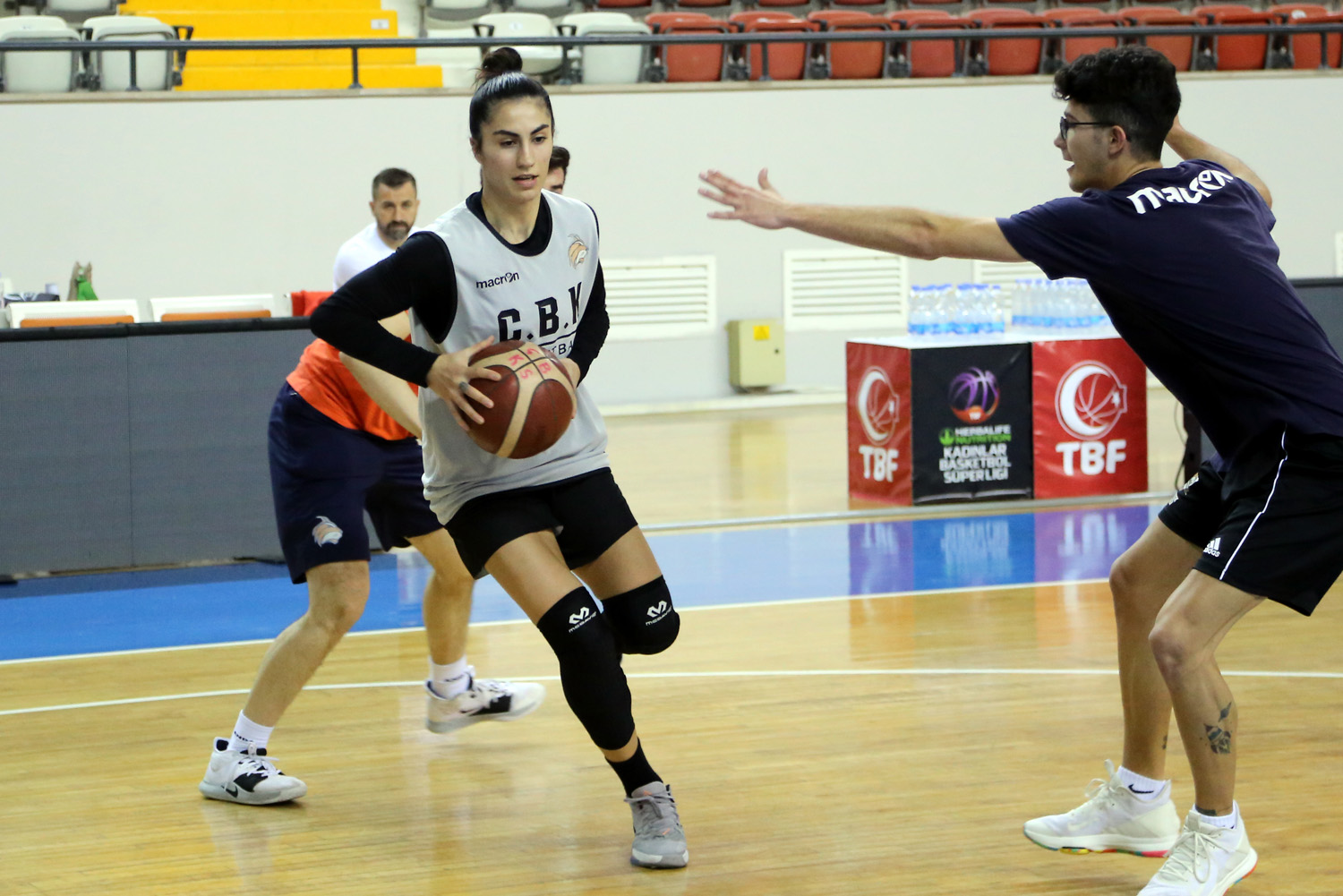 YENİŞEHİR Belediyesi Çukurova Basketbol