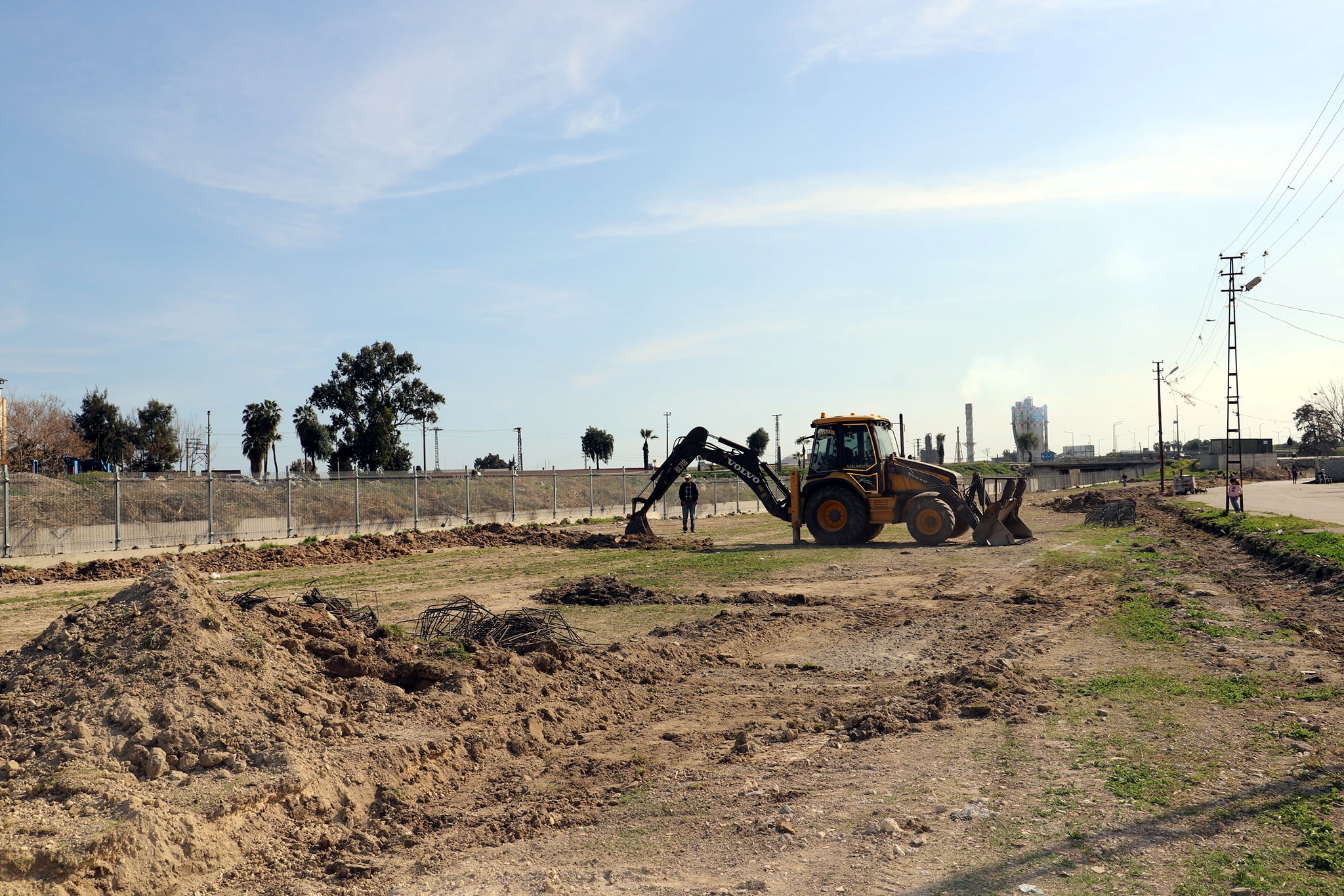 Özgürlük Mahallesi’ne, içerisinde mini