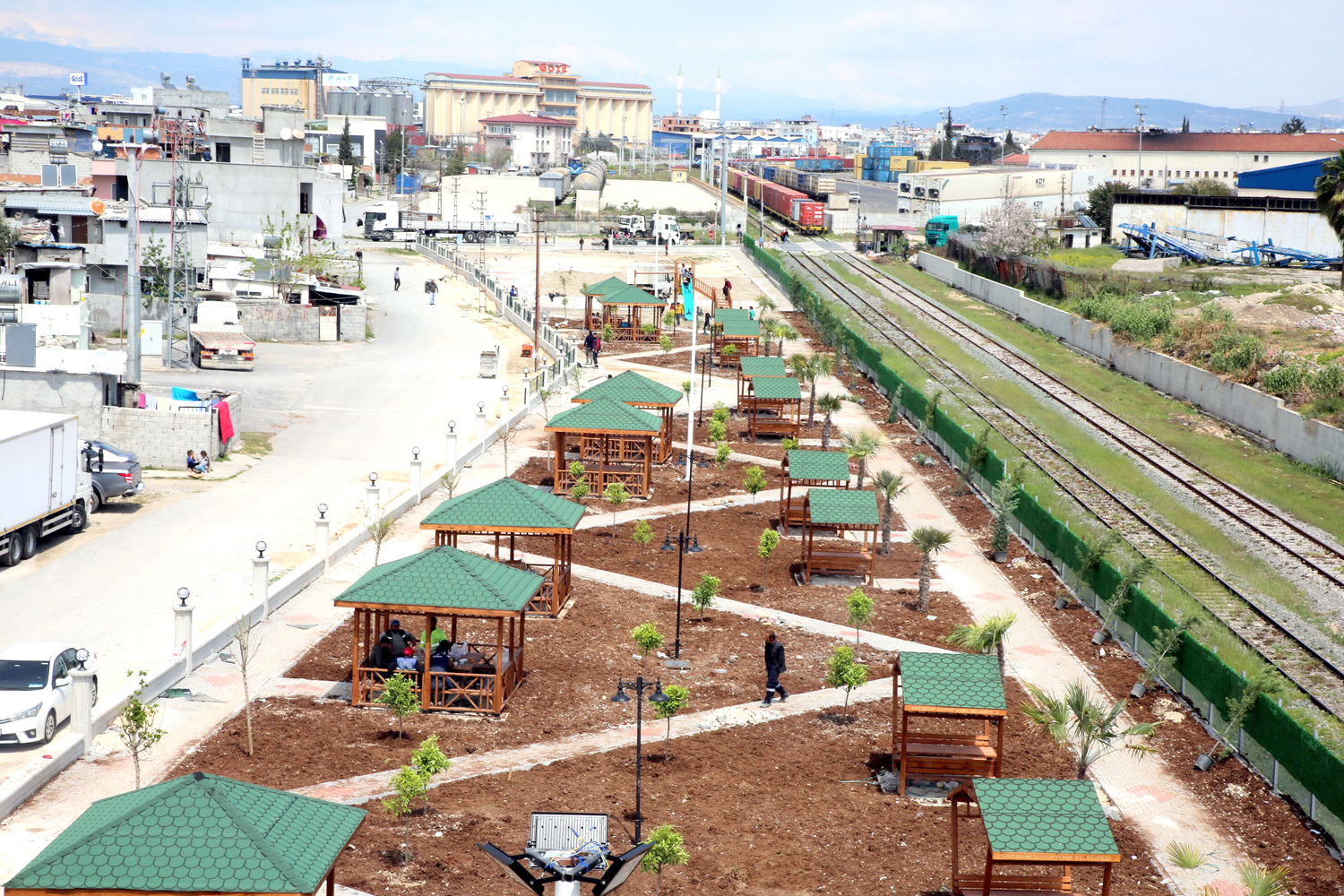 Park ve yeşil alanın inşa çalışmaları hızla sürüyor Akdeniz Belediyesi’nin, Erzurum Büyükşehir