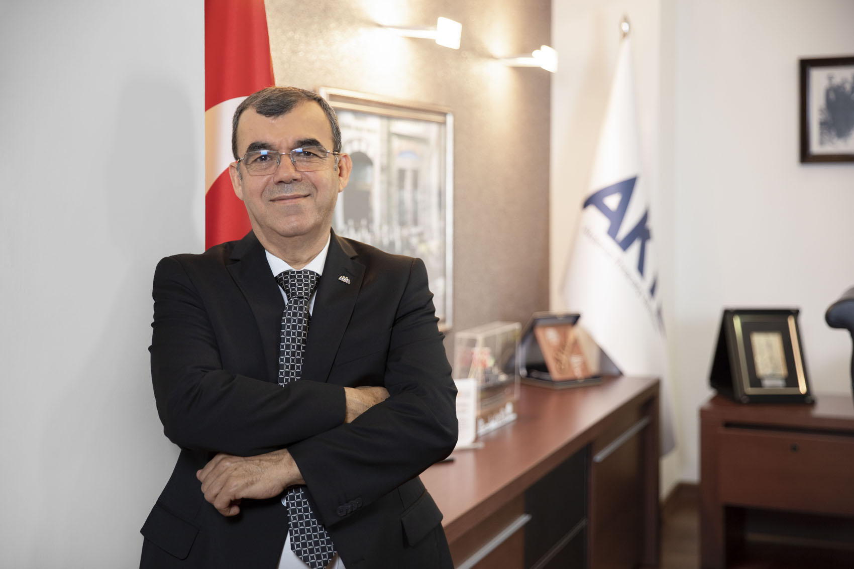 Akdeniz İhracatçı Birlikleri (AKİB)