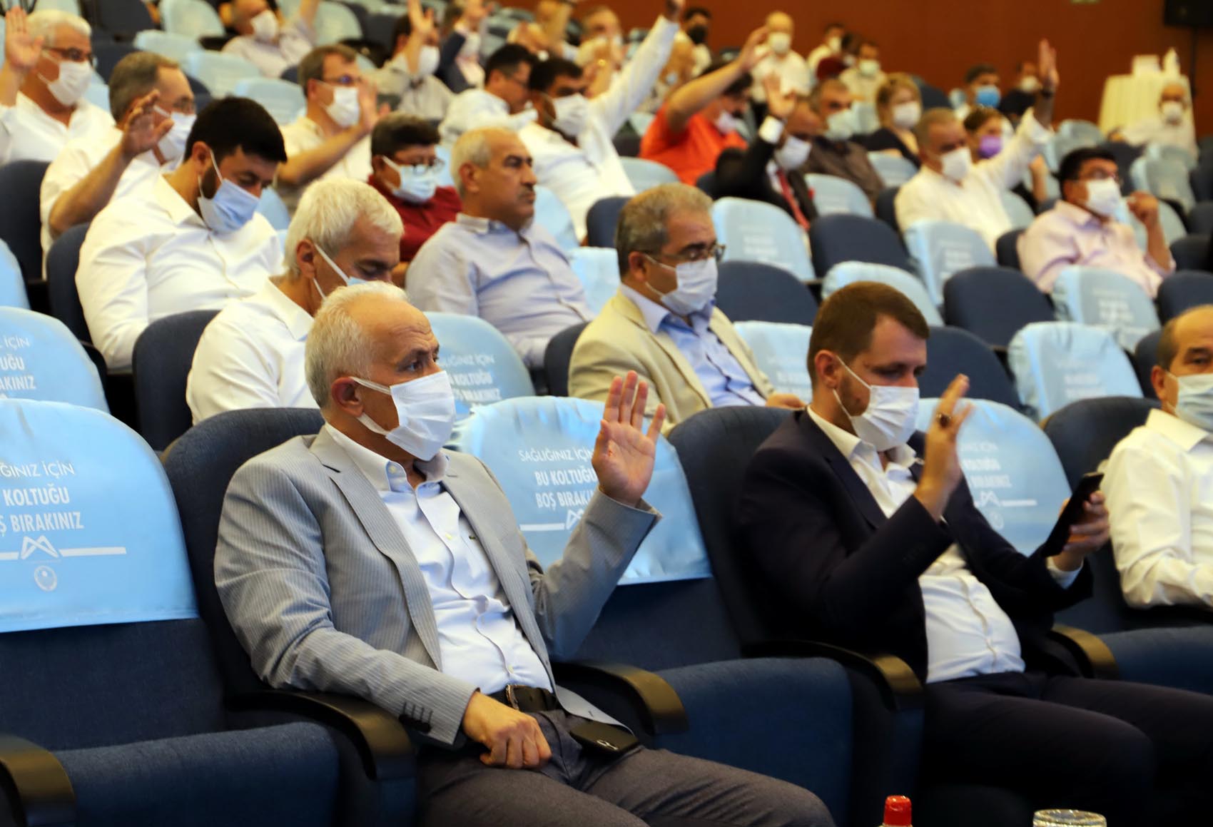 Akdeniz Belediye Başkanı Mustafa