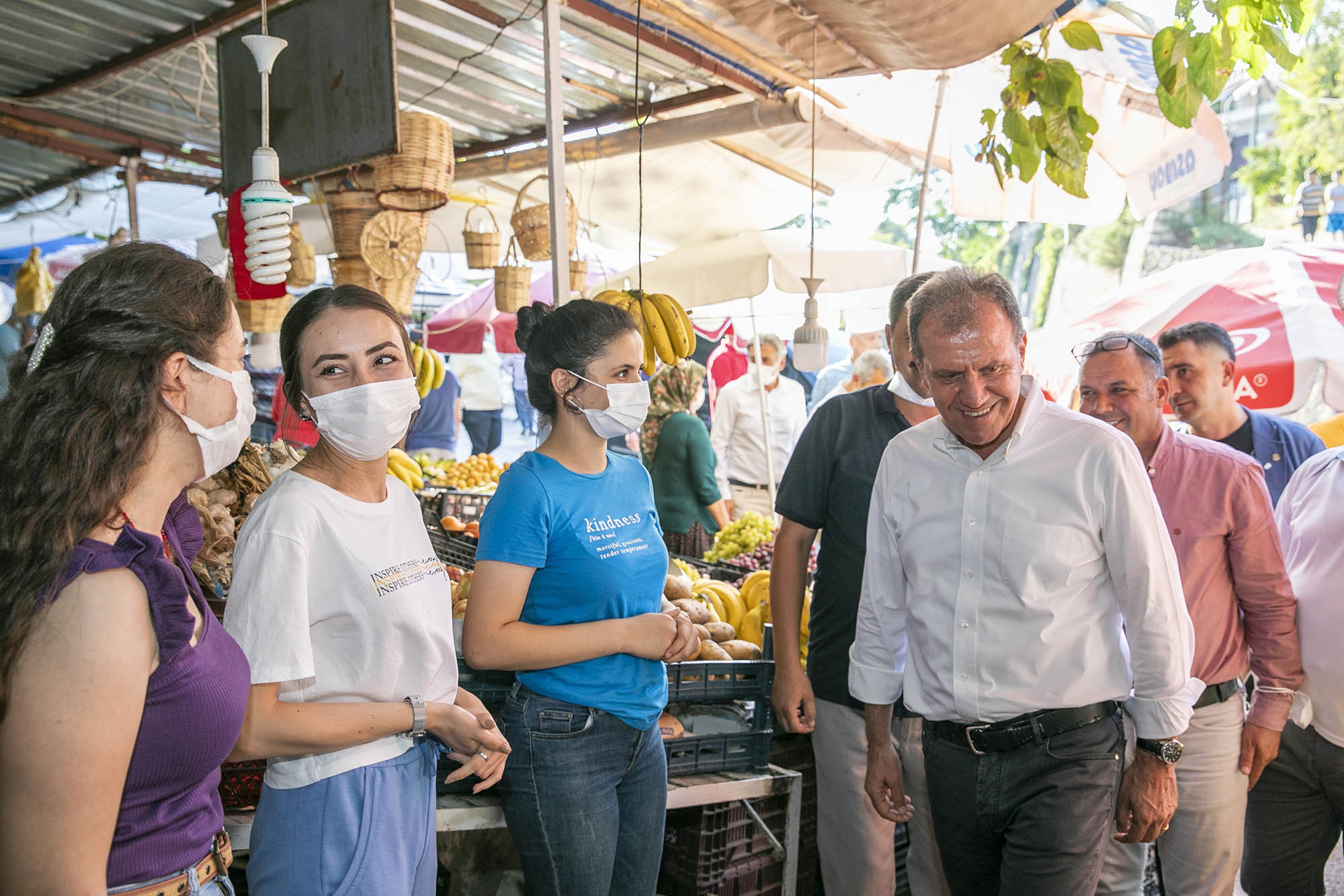 SEÇER: “BAYRAM BOYUNCA SAHADA OLACAĞIM; BÖLGELERİ, YAYLALARI GEZECEĞİM” Mersin Büyükşehir Belediye Başkanı