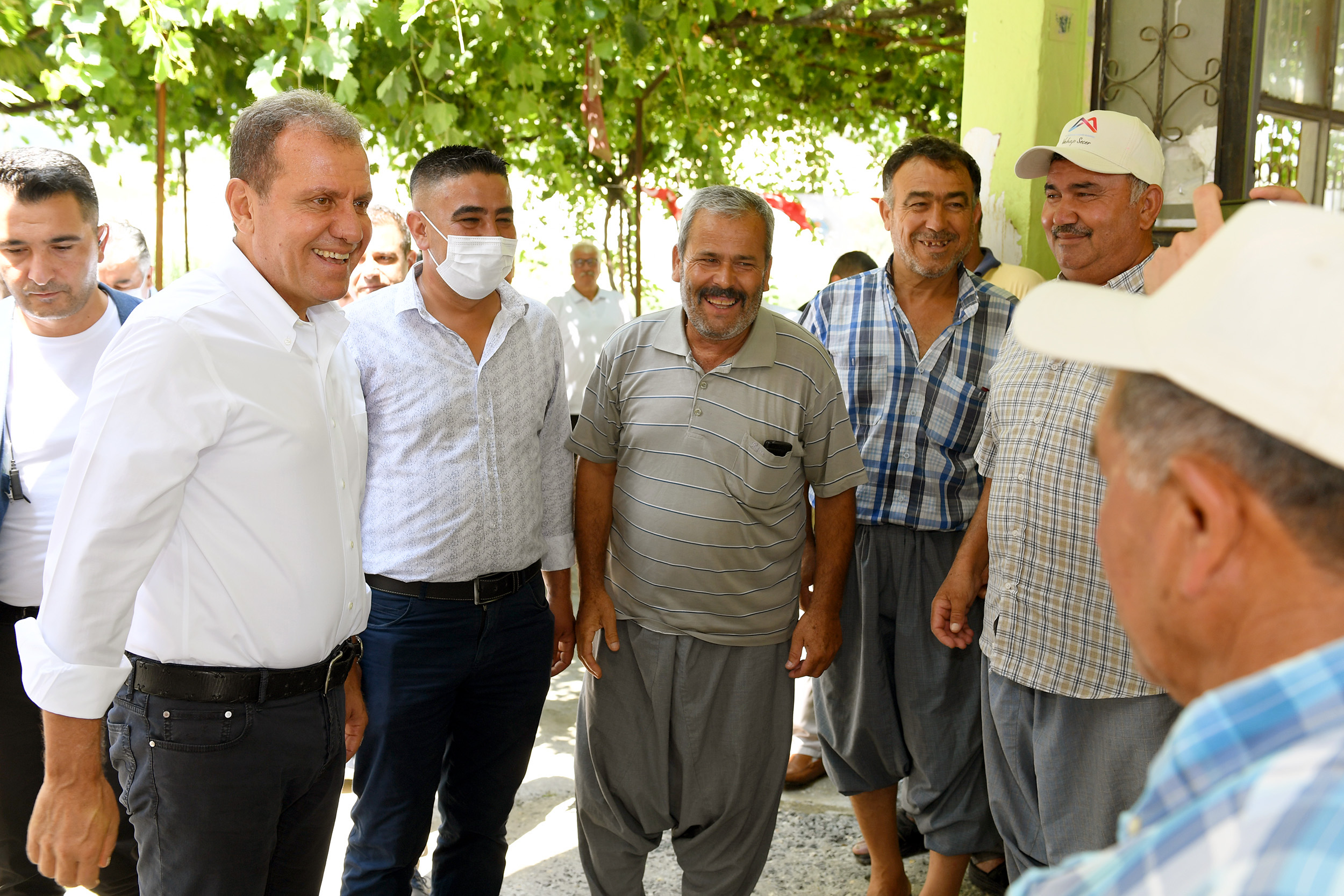 SEÇER: “MERSİN BÜYÜKŞEHİR BELEDİYESİ TARIMDA ÇOK ÖNEMLİ İŞLER YAPIYOR” Mersin Büyükşehir Belediye Başkanı