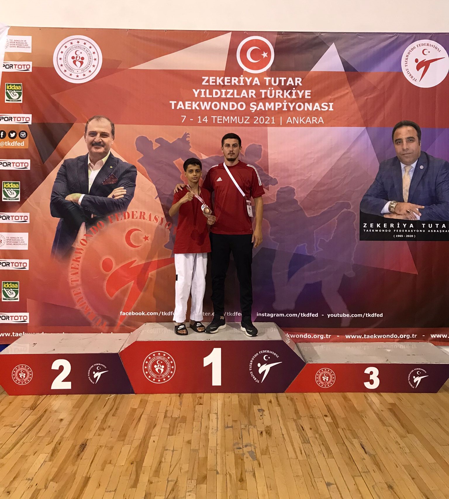 BÜYÜKŞEHİR GSK TEMSİLCİSİ TEAKWONDO’DA TÜRKİYE 3.’SÜ OLDU Mersin Büyükşehir Belediyesi, spora