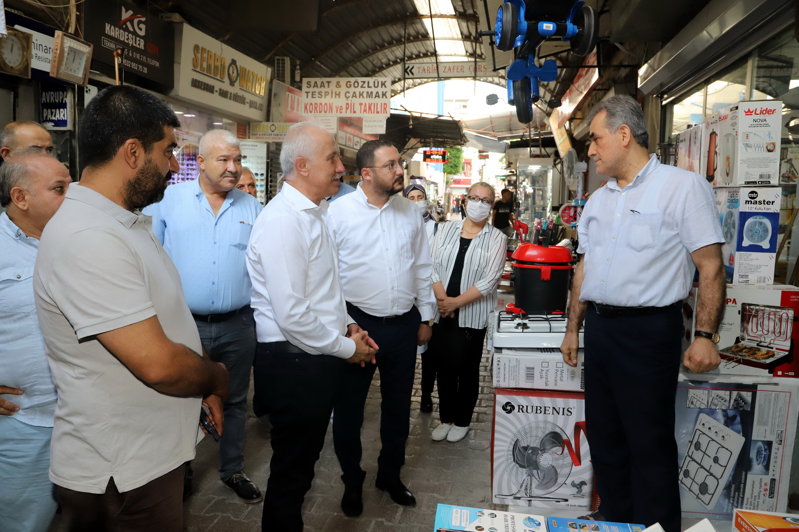 Akdeniz Belediye Başkanı M.