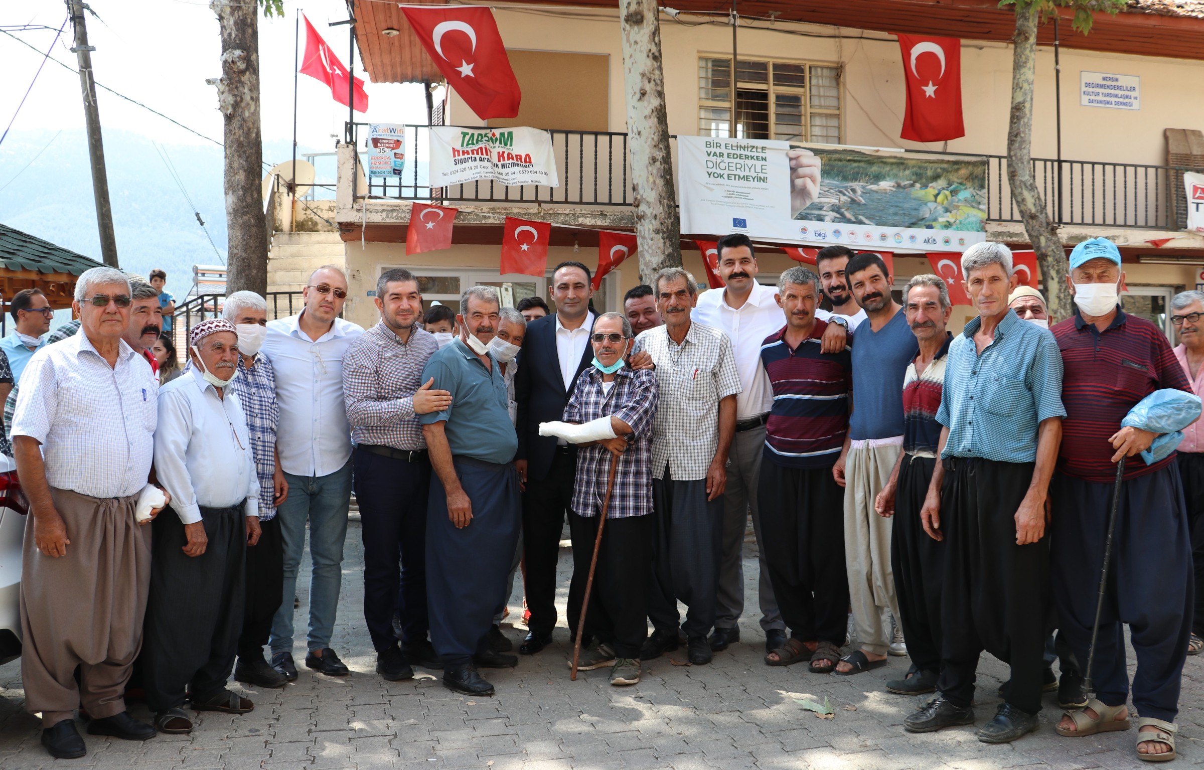 “3 Günde 28 Mahalleyi Ziyaret Etti” Çevik Belediyecilik anlayışıyla çalışmalar