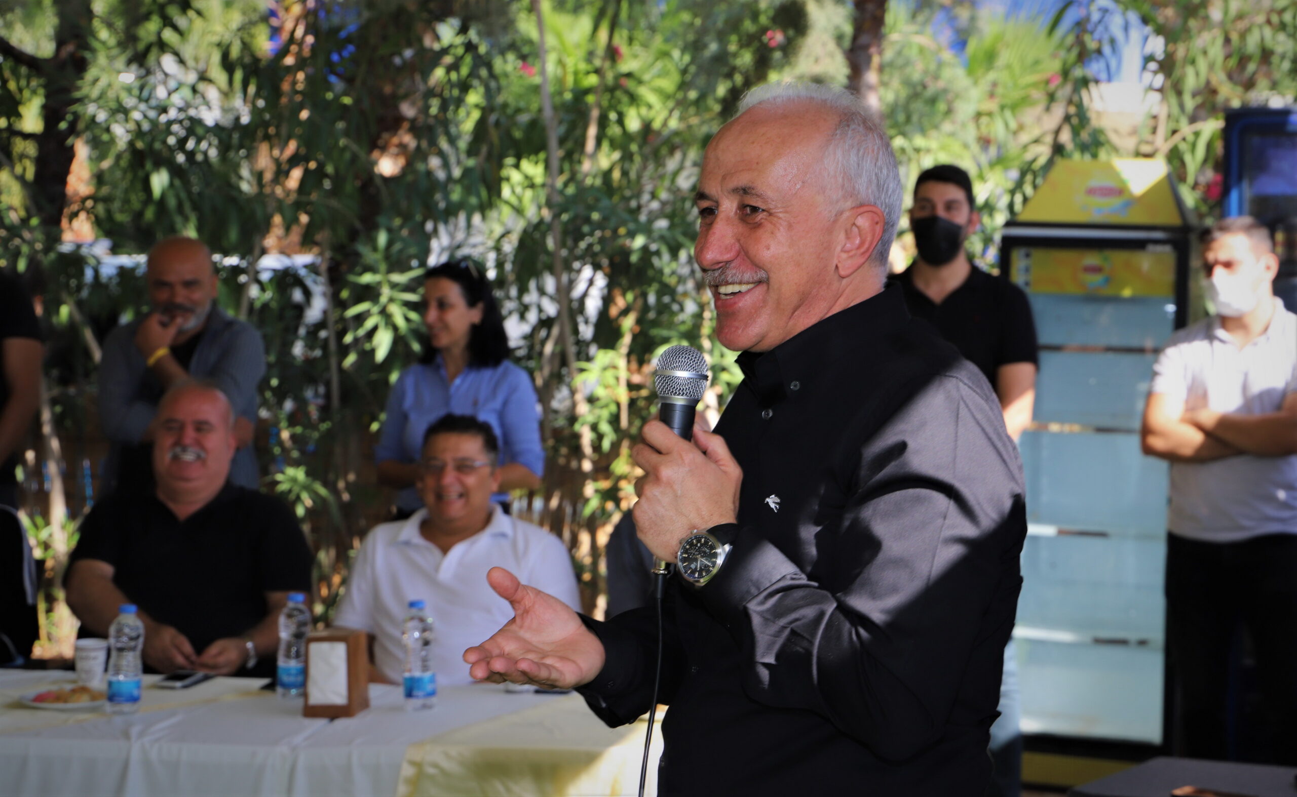 Akdeniz Belediye Başkanı Mustafa