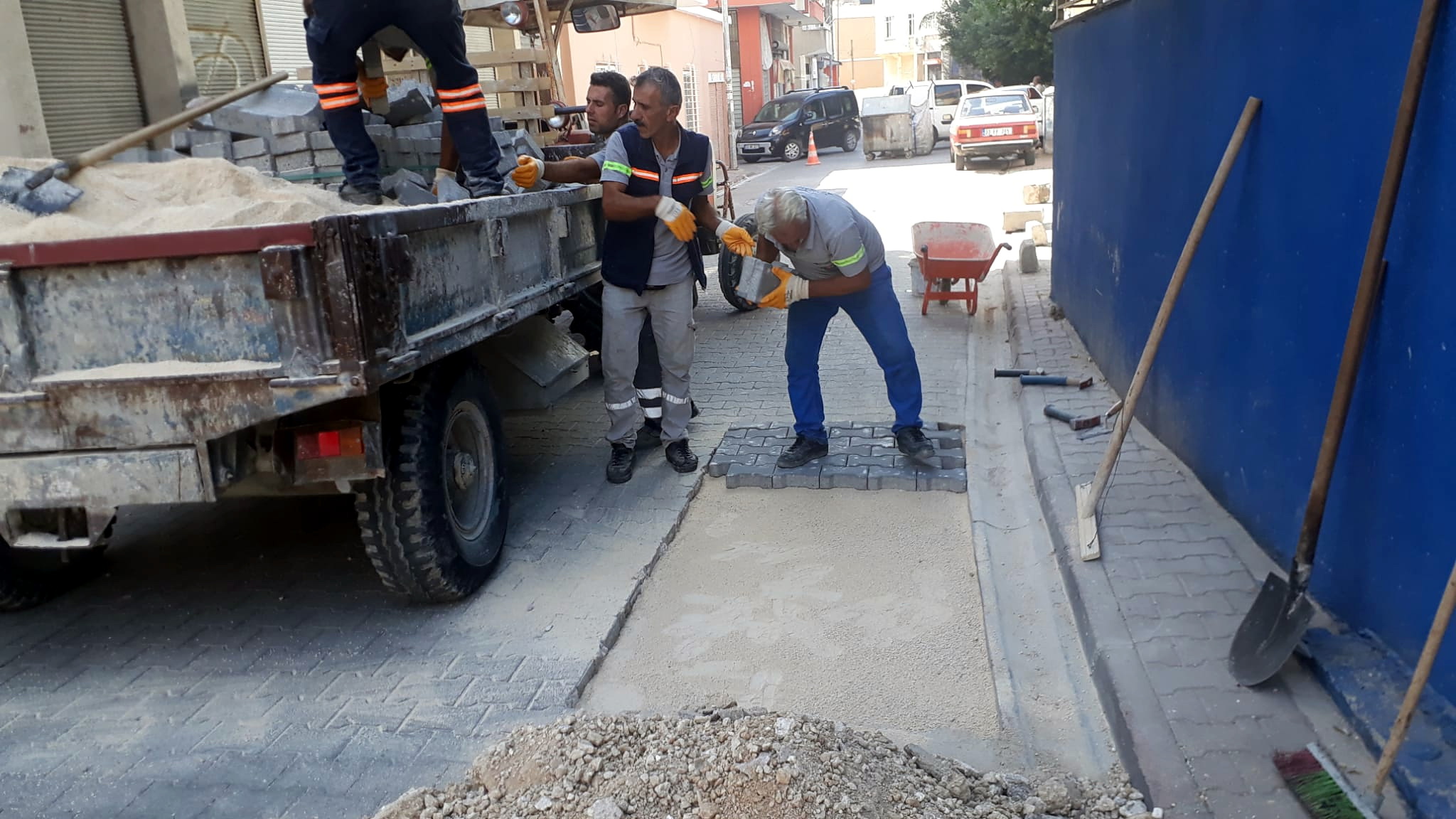 Akdeniz Belediyesi, uzak-yakın demeden