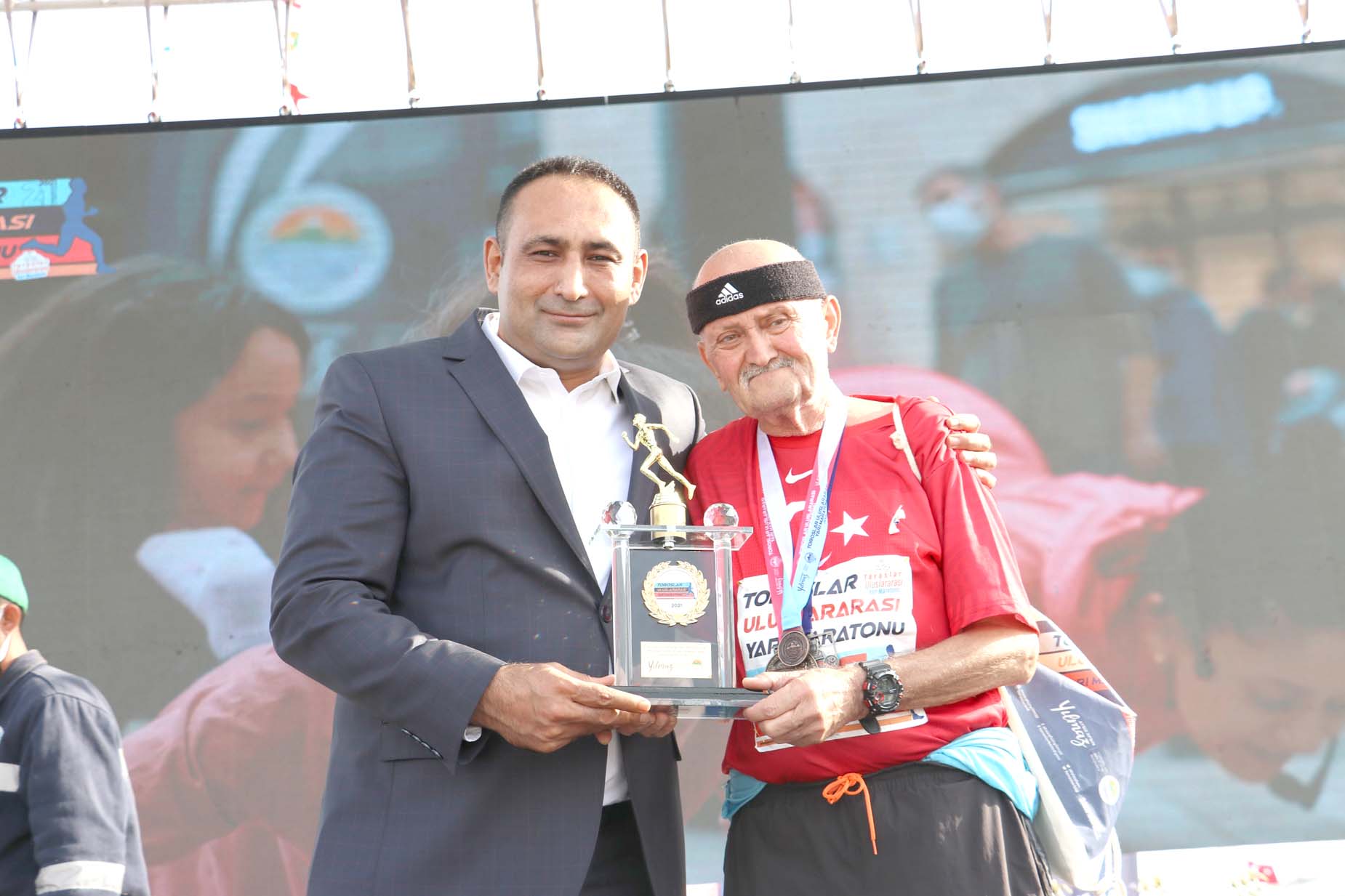 Toroslar Belediye Başkanı Atsız