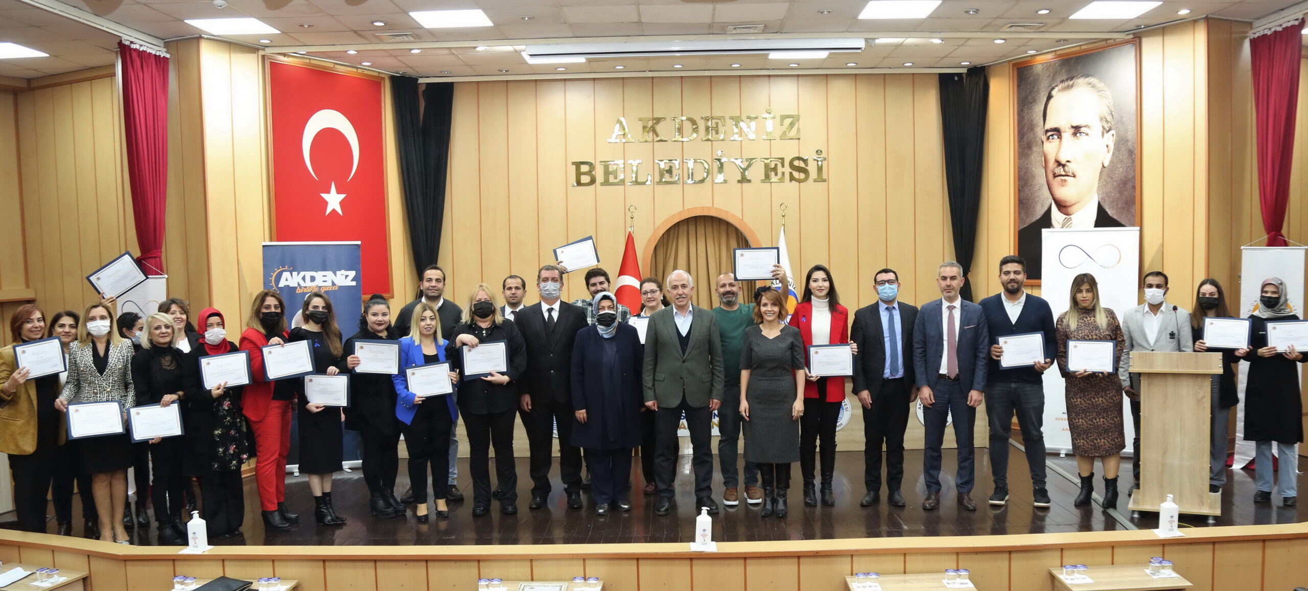 Akdeniz Belediyesi’nin, farklı birimlerinde çalışan personele verilen eğitim programı sona erdi Akdeniz Belediyesi’nin; kurum personelinin