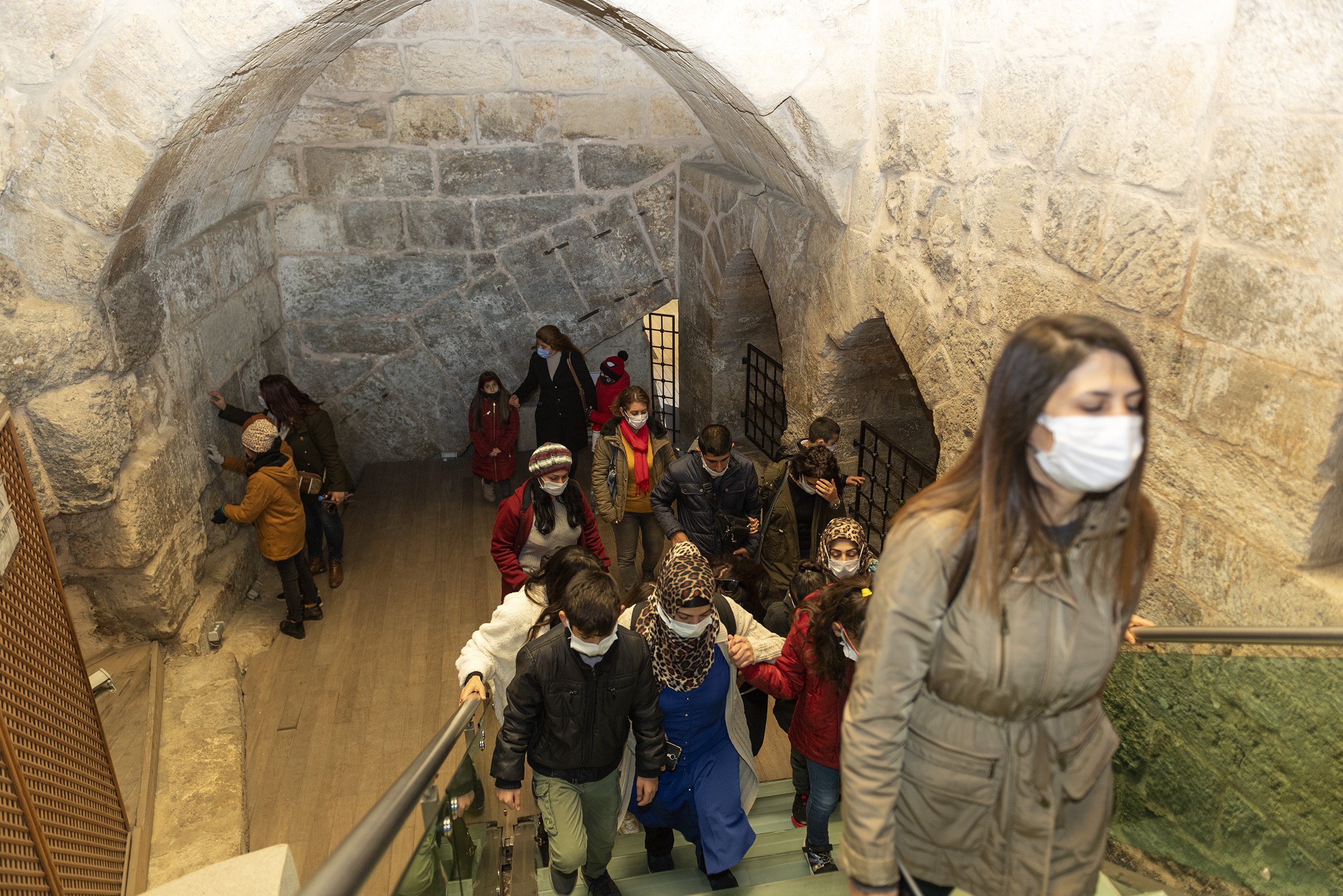 Mersin Büyükşehir Belediyesi’nin engelleri