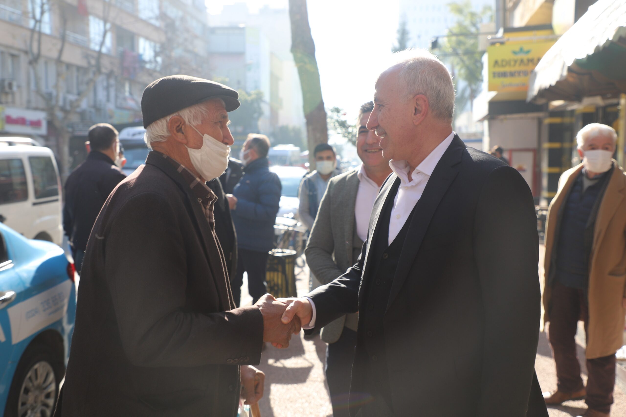 Talep ve şikâyetler ilgili birimlere bildirildi Akdeniz Belediye Başkanı M.