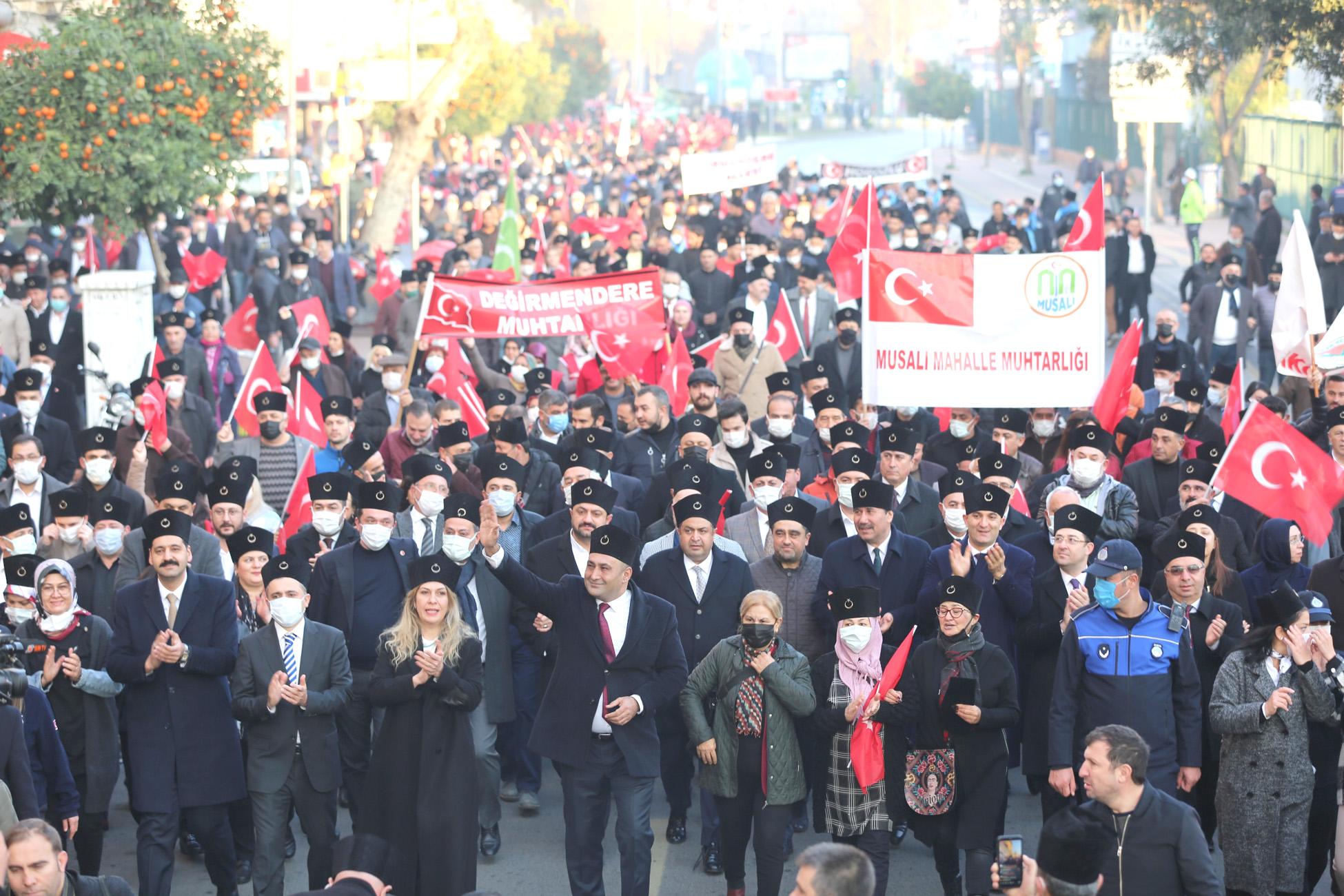 Başkan Yılmaz; “Hizmetlerle dolu