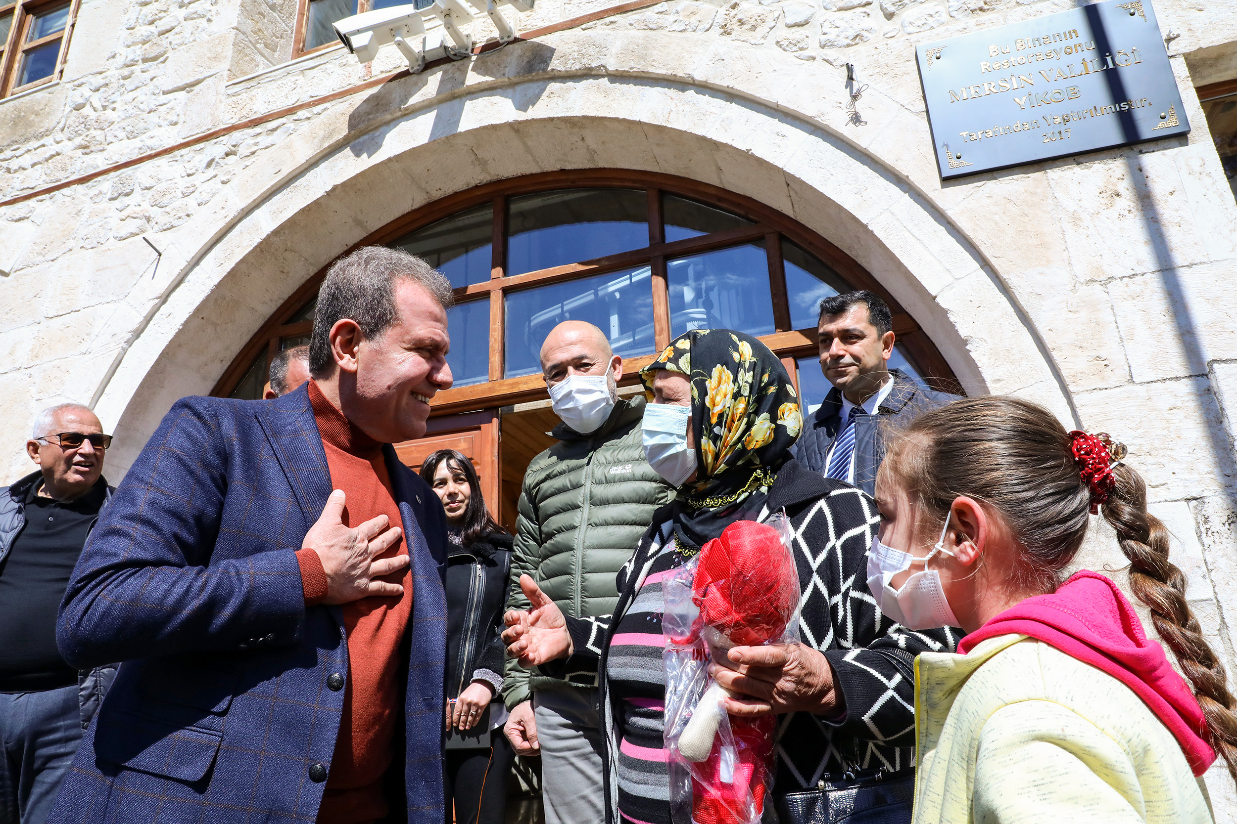 SEÇER: “BEN İSTİYORUM Kİ MERSİN’E BEREKET GELSİN” Mersin Büyükşehir Belediye Başkanı