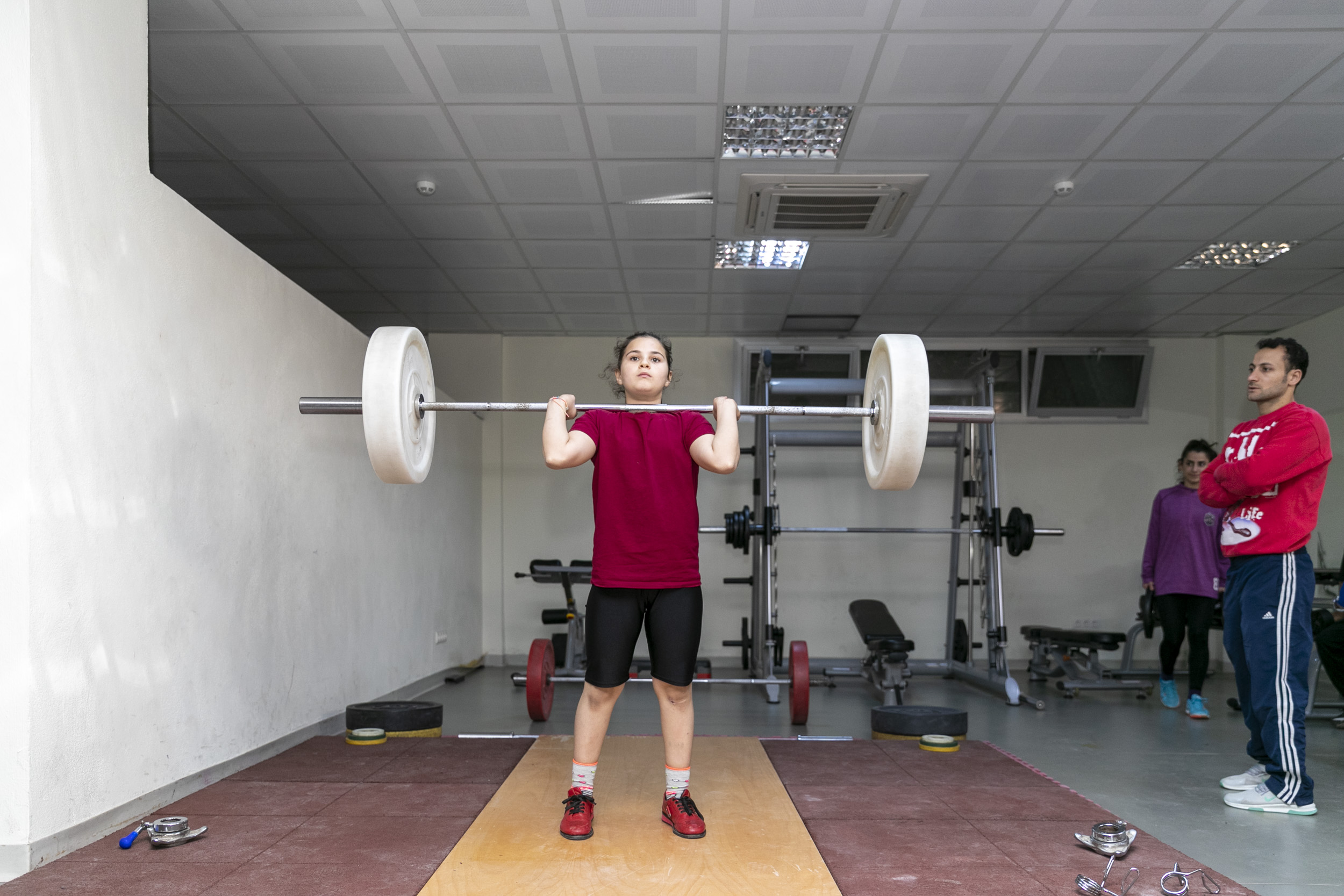 GELECEĞİN HALTERCİLERİ ÇALIŞMALARINA DEVAM EDİYOR Mersin Büyükşehir Belediyesi’nin “Kır