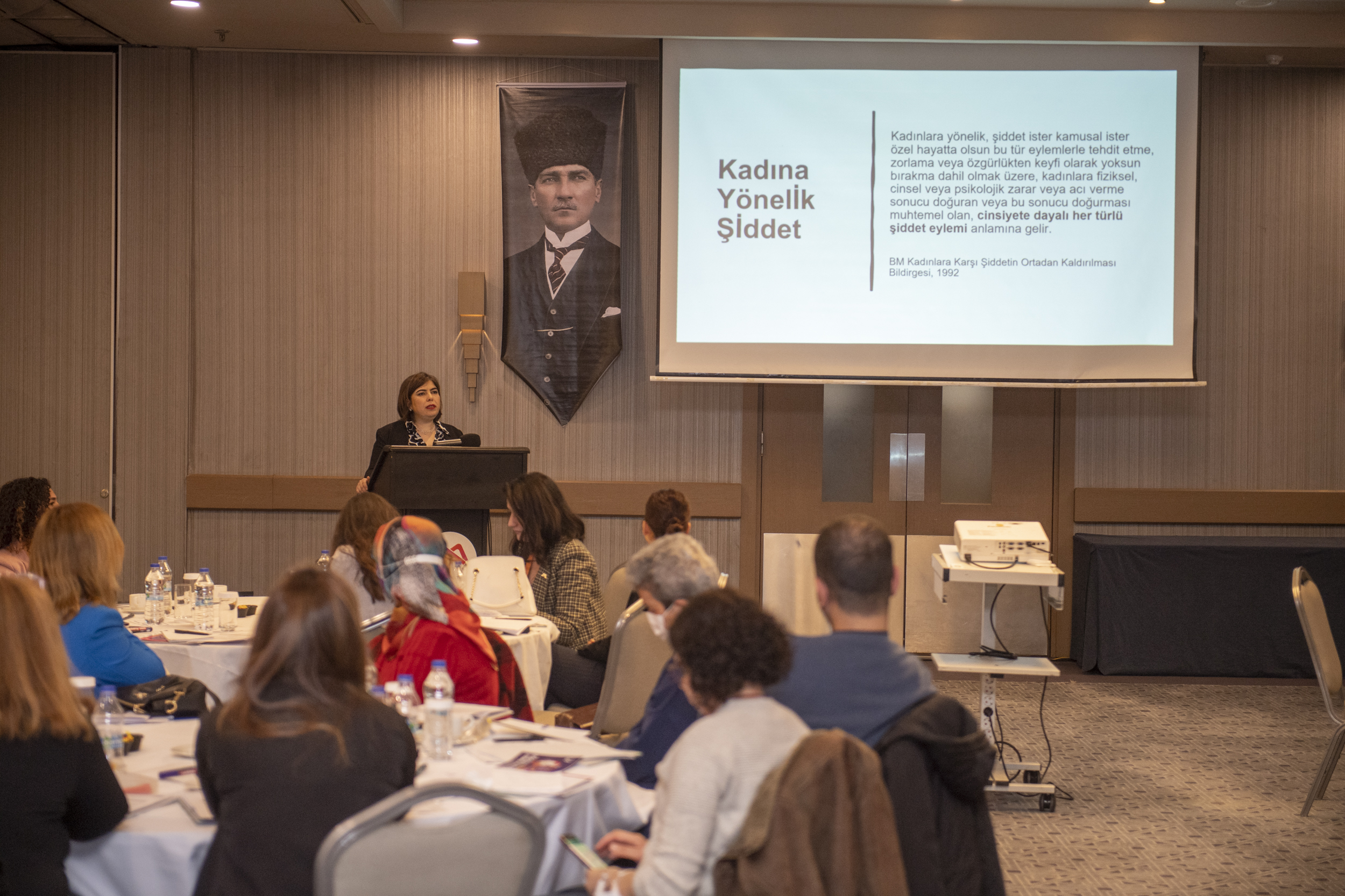 Mersin Büyükşehir Belediyesi, kadına