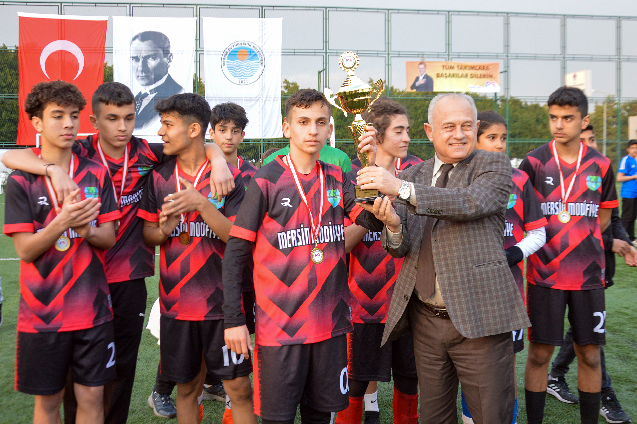 Mersin Büyükşehir Belediyesi, Gazi