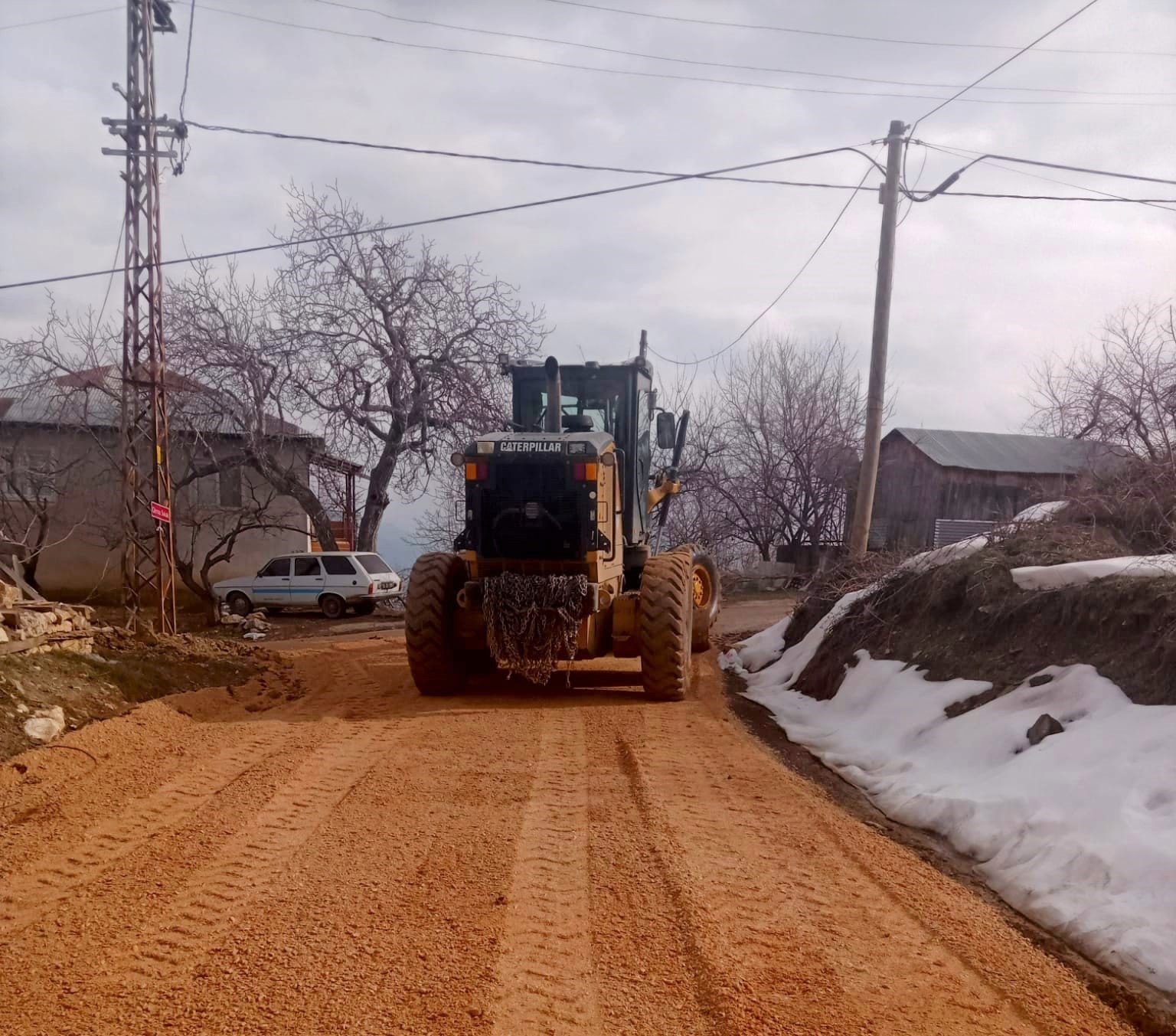 “İlçemizin Her Noktasına Ulaşımı Kolaylaştırıyoruz” Toroslar Belediyesi’nin, yaylalarda gerçekleştirdiği