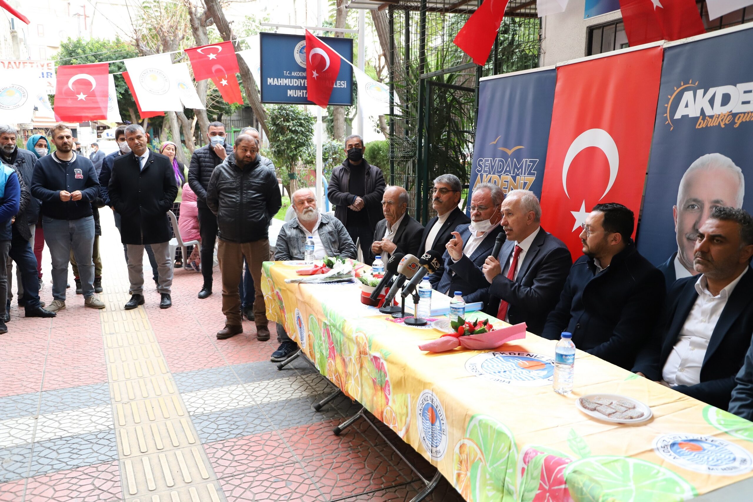 Akdeniz Belediye Başkanı Gültak,