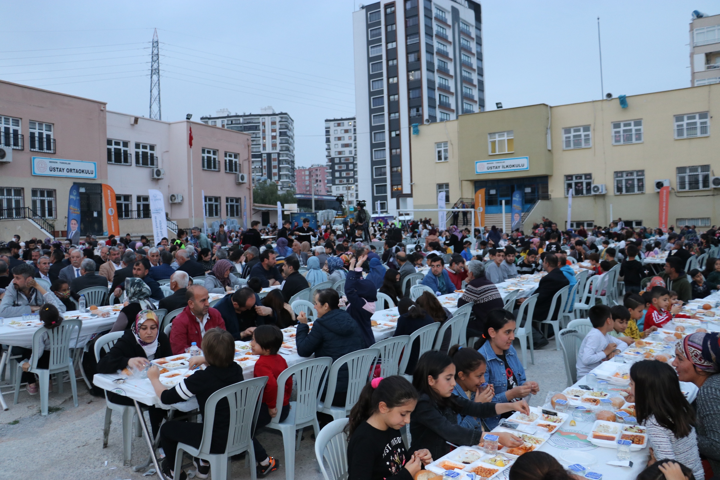 Mersin’de Ramazan, Toroslar Belediyesinin