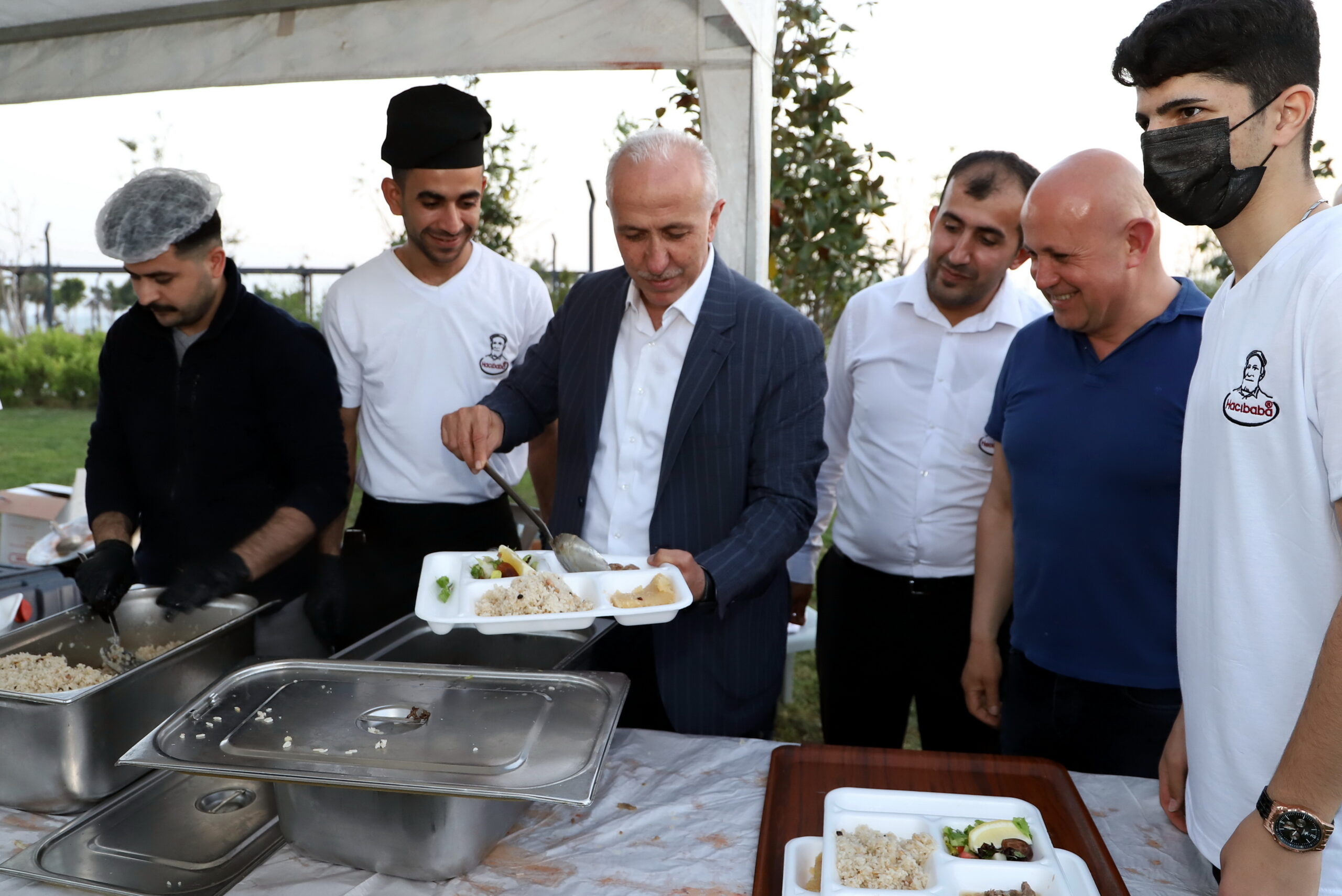 Akdeniz Belediye Başkanı M.