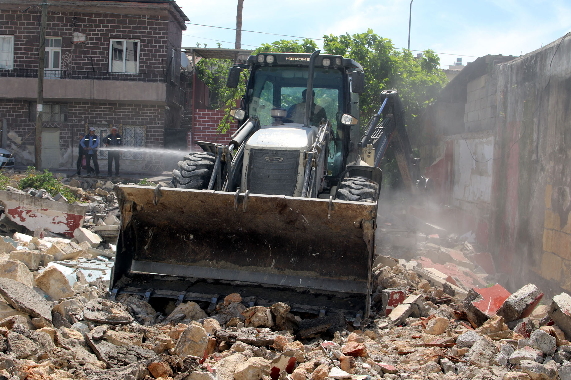 Akdeniz Belediyesi’nin, vatandaşların can
