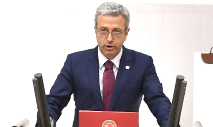 Interpol tarafından kırmızı bülten