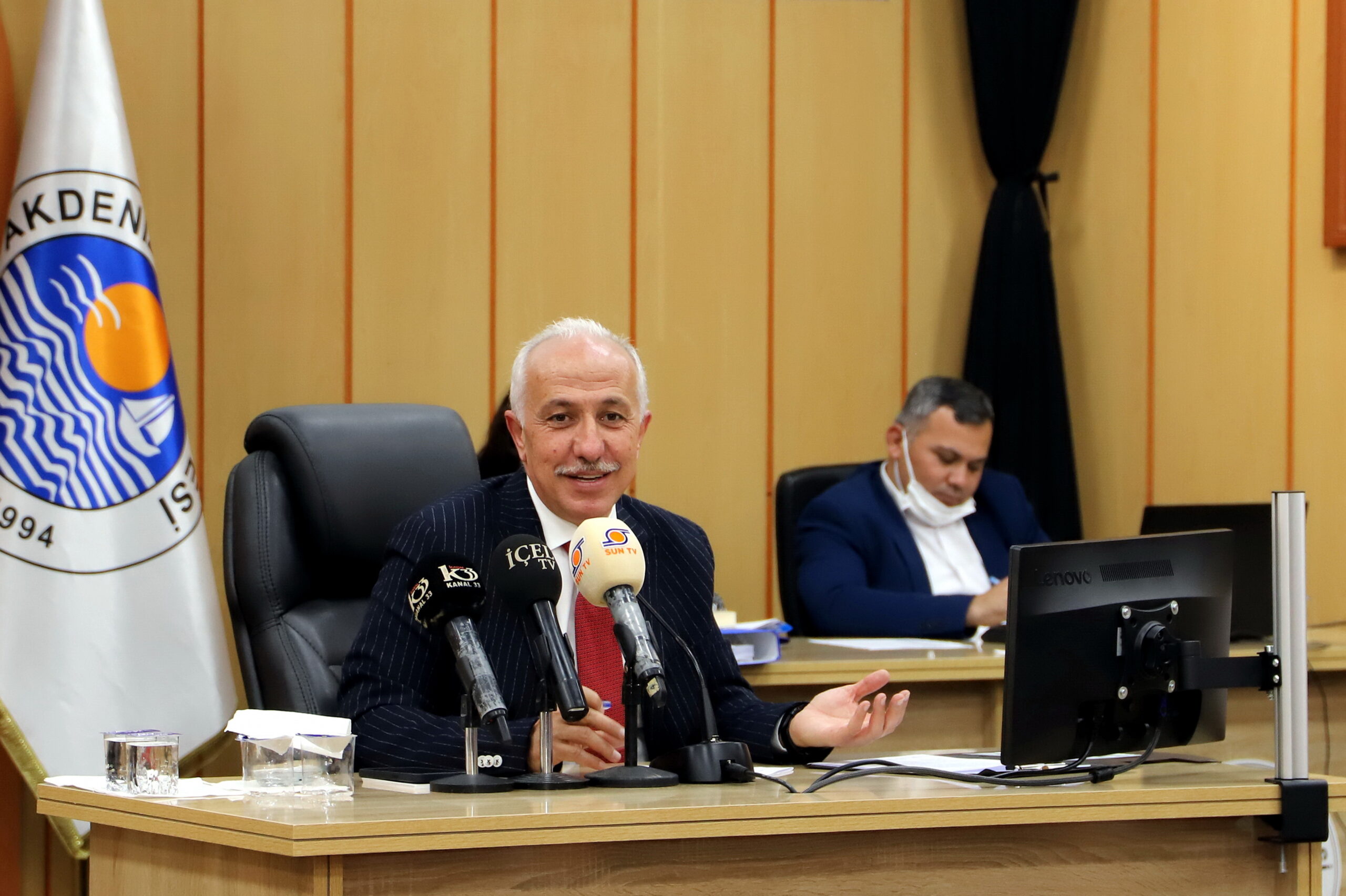 Akdeniz Belediye Meclis üyelerinin