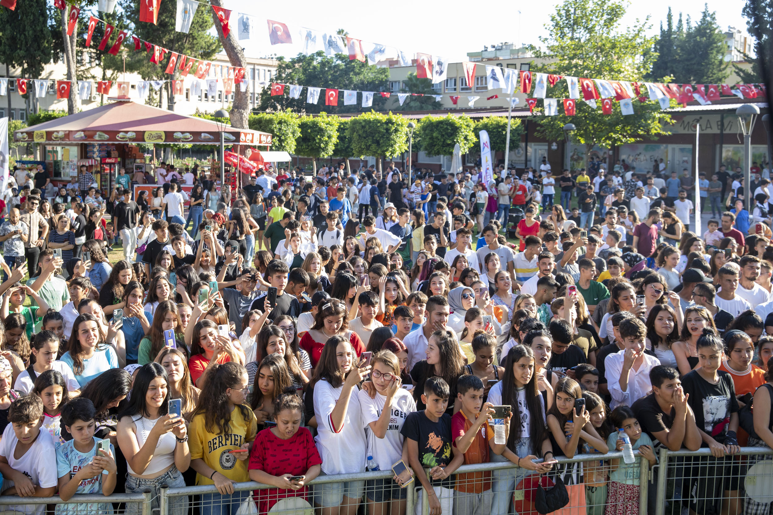 Mersin Büyükşehir Belediyesi, sosyal