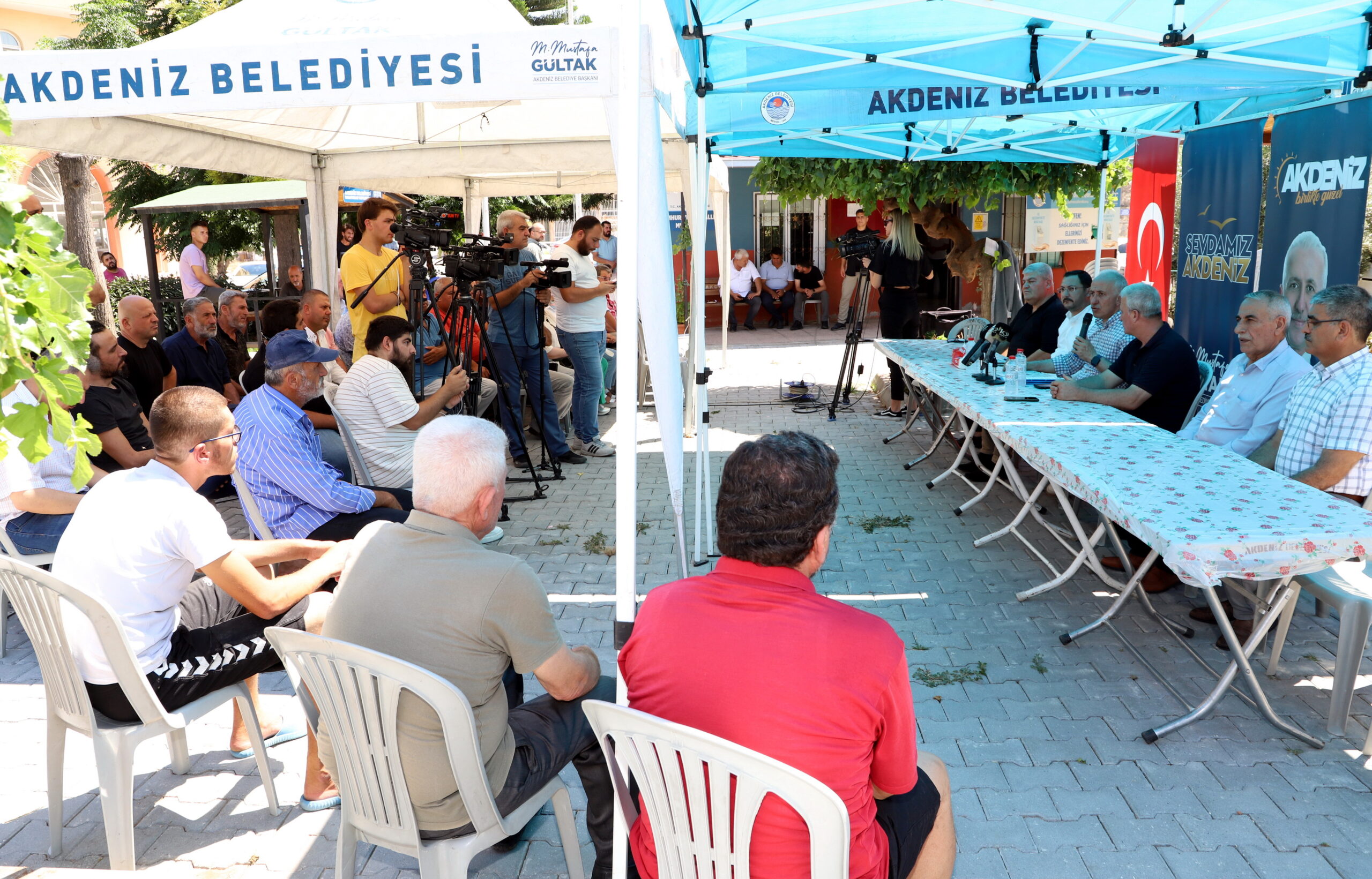 Akdeniz Belediye Başkanı Gültak,
