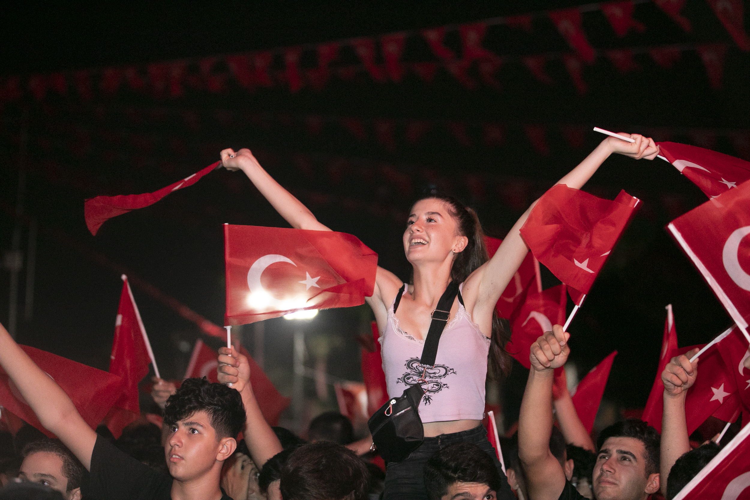 Başkan Vahap Seçer, 30