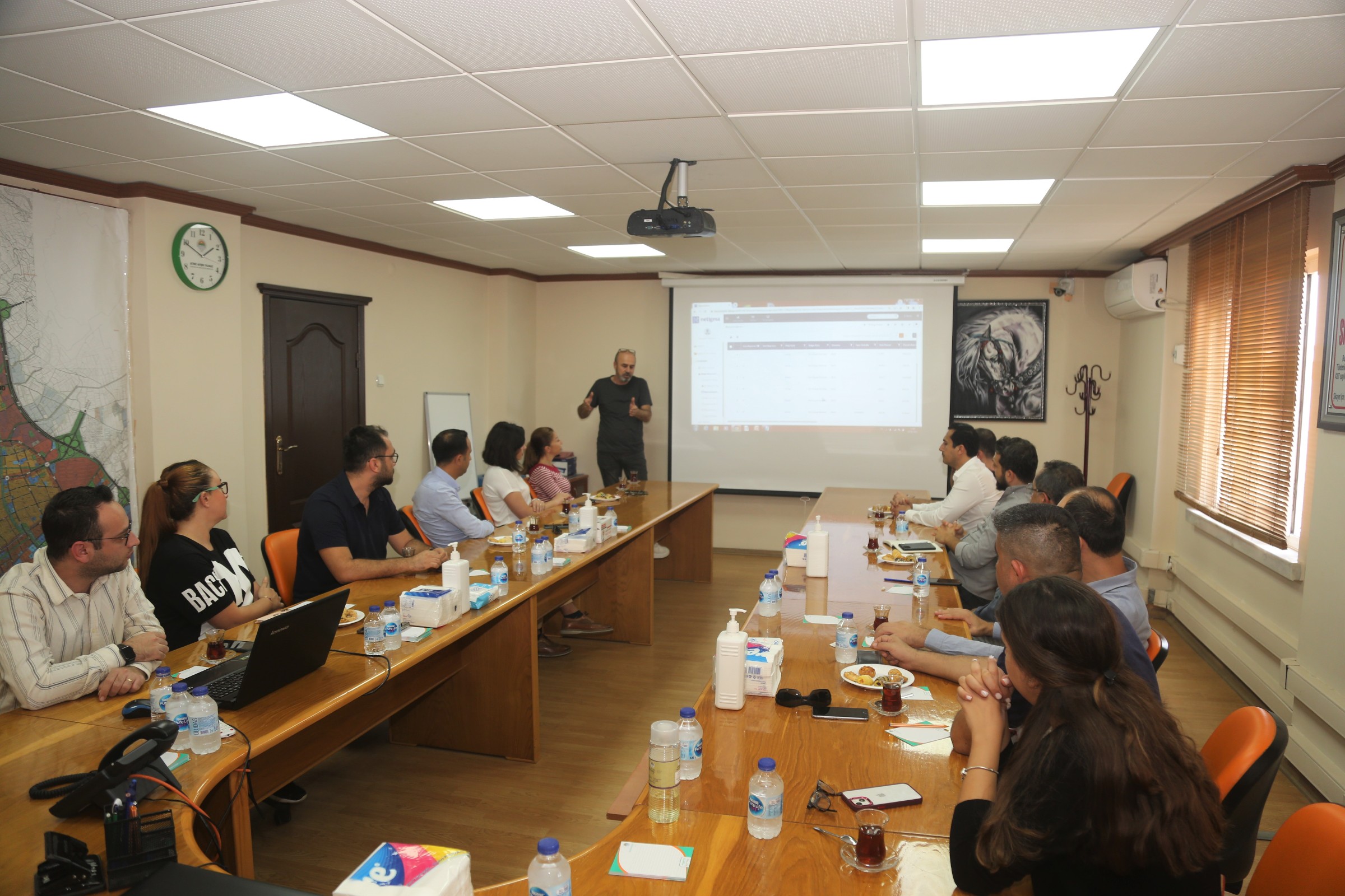 Toroslar Belediye Başkanı Atsız