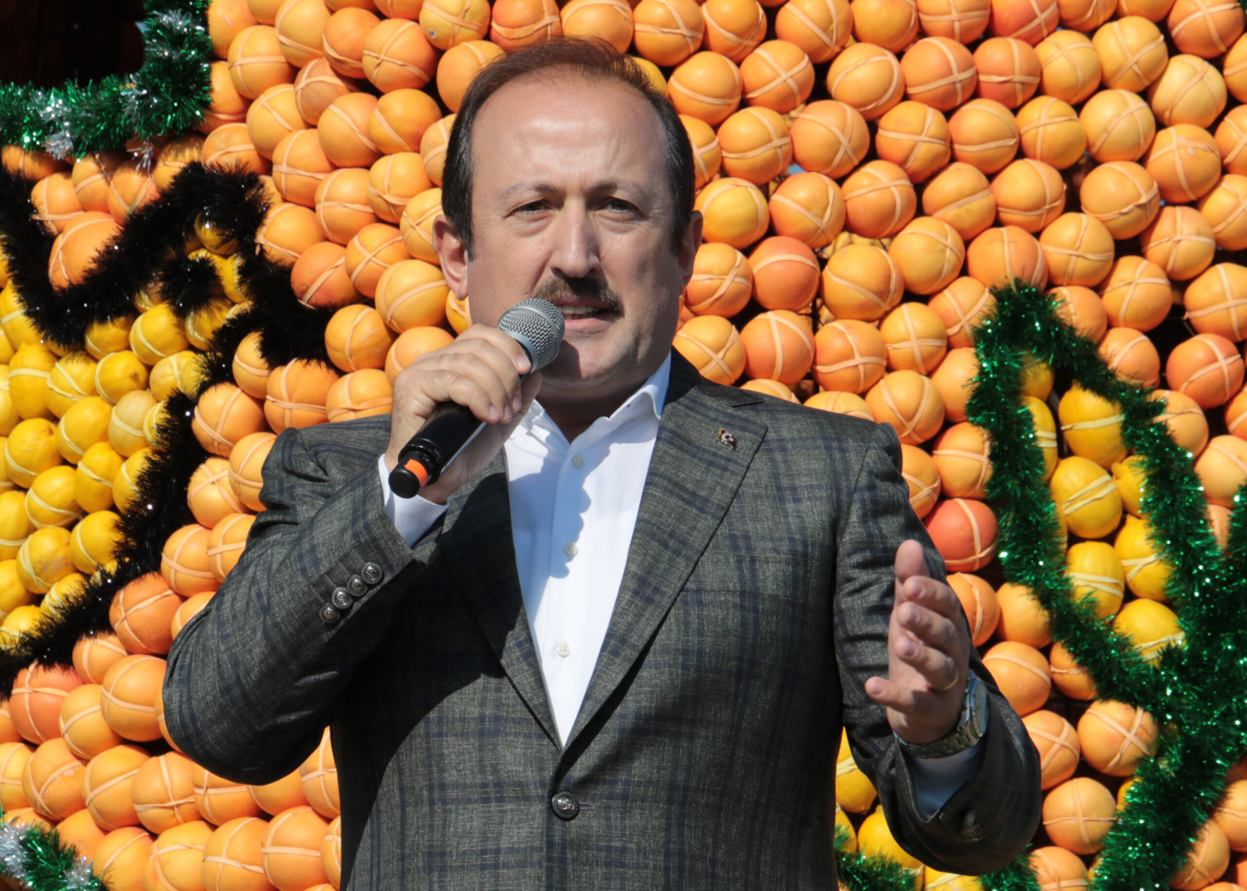 MERSİN’İN EN BÜYÜK FESTİVALİ BAŞLADI Mersin’de, ‘Mersin Narenciyedir, Narenciye