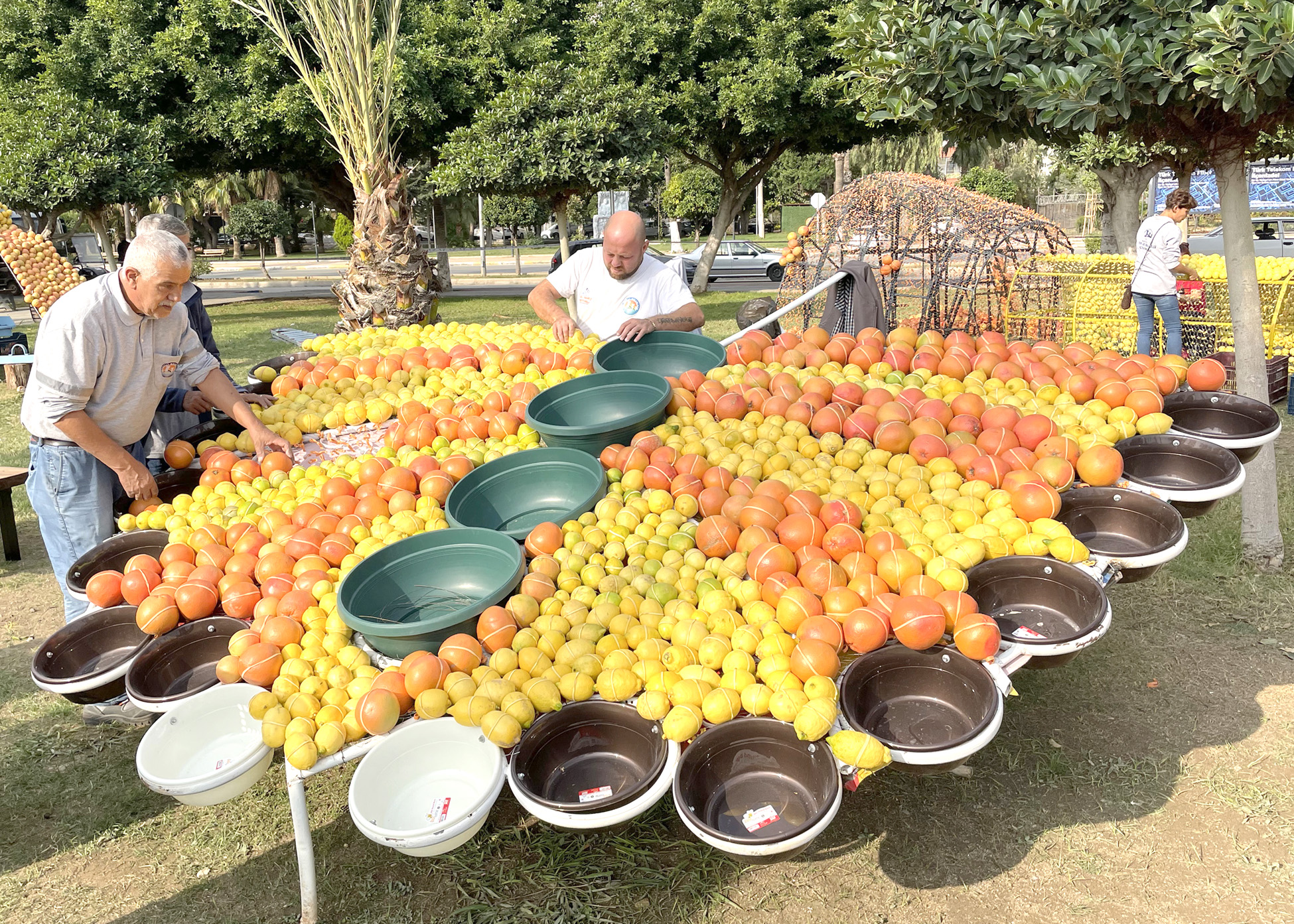 “MERSİN’İ CANLI VE ENERJİK GÜNLER BEKLİYOR” Mersin Valisi Ali Hamza