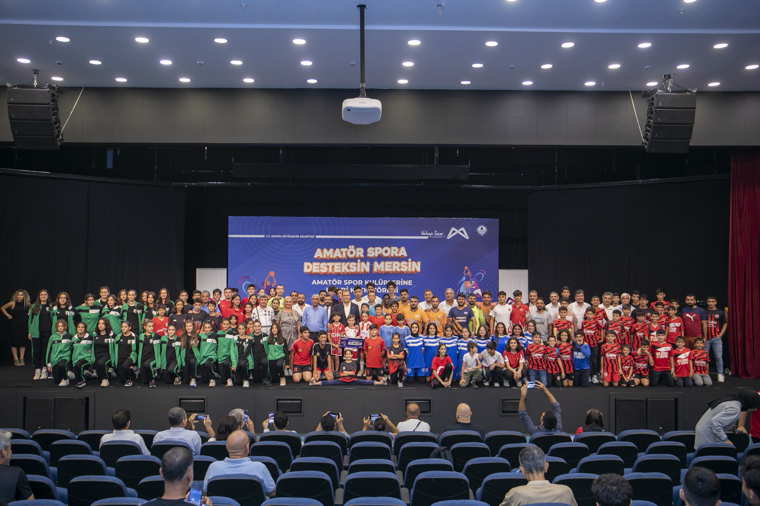 Mersin Büyükşehir Belediyesi, spora