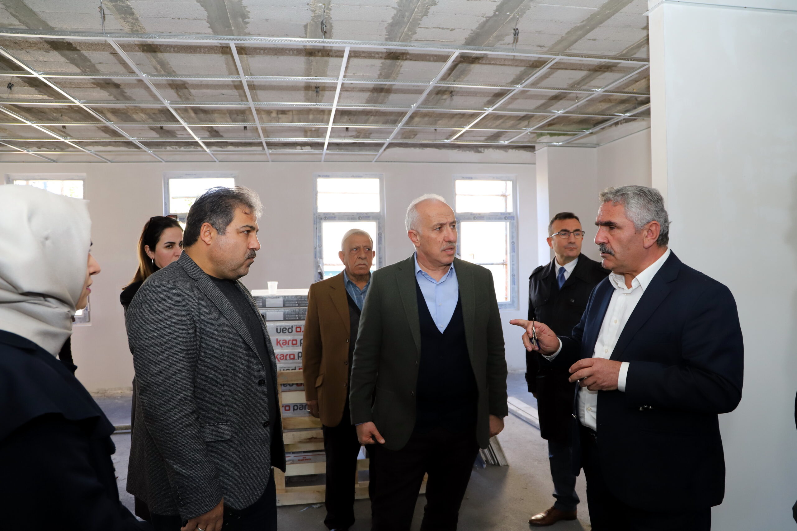 Akdeniz Belediye Başkanı M.