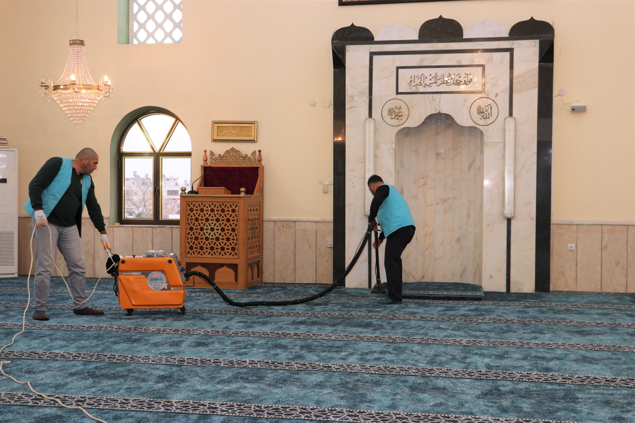 Toroslar Belediyesi, ibadethanelerde gerçekleştirdiği