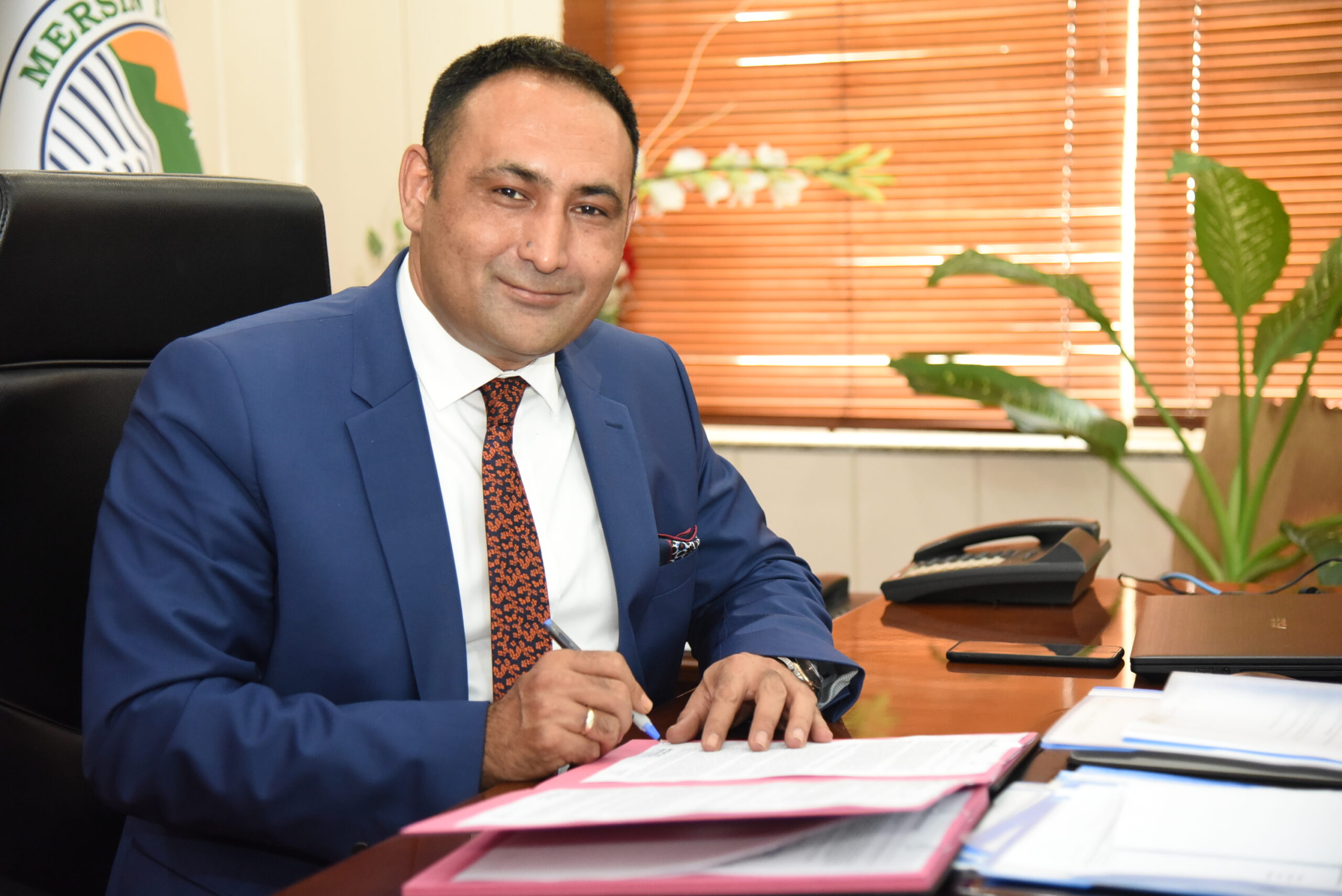 Toroslar Belediye Başkanı Atsız