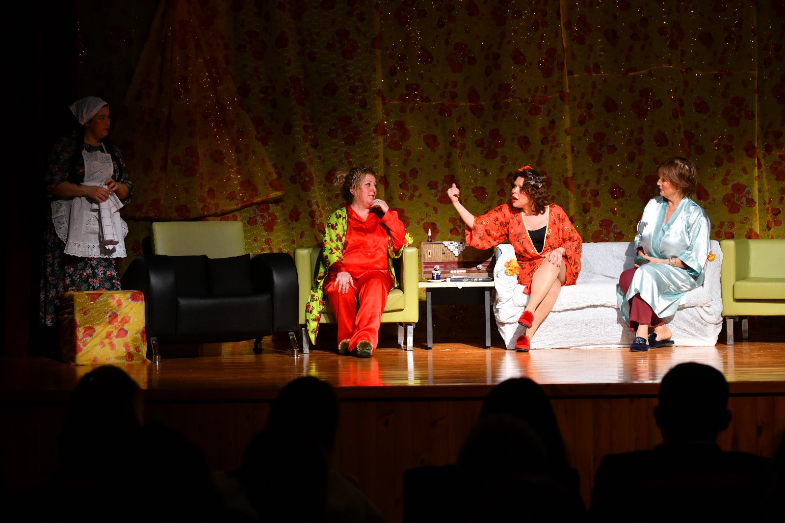 Antalya Rotary Kulübü Tiyatro