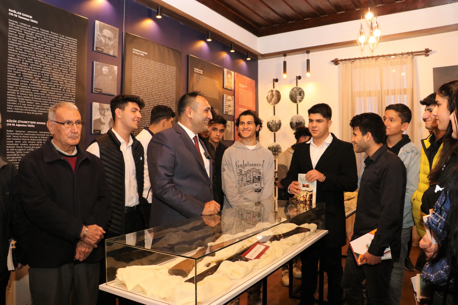 Toroslar Belediye Başkanı Atsız