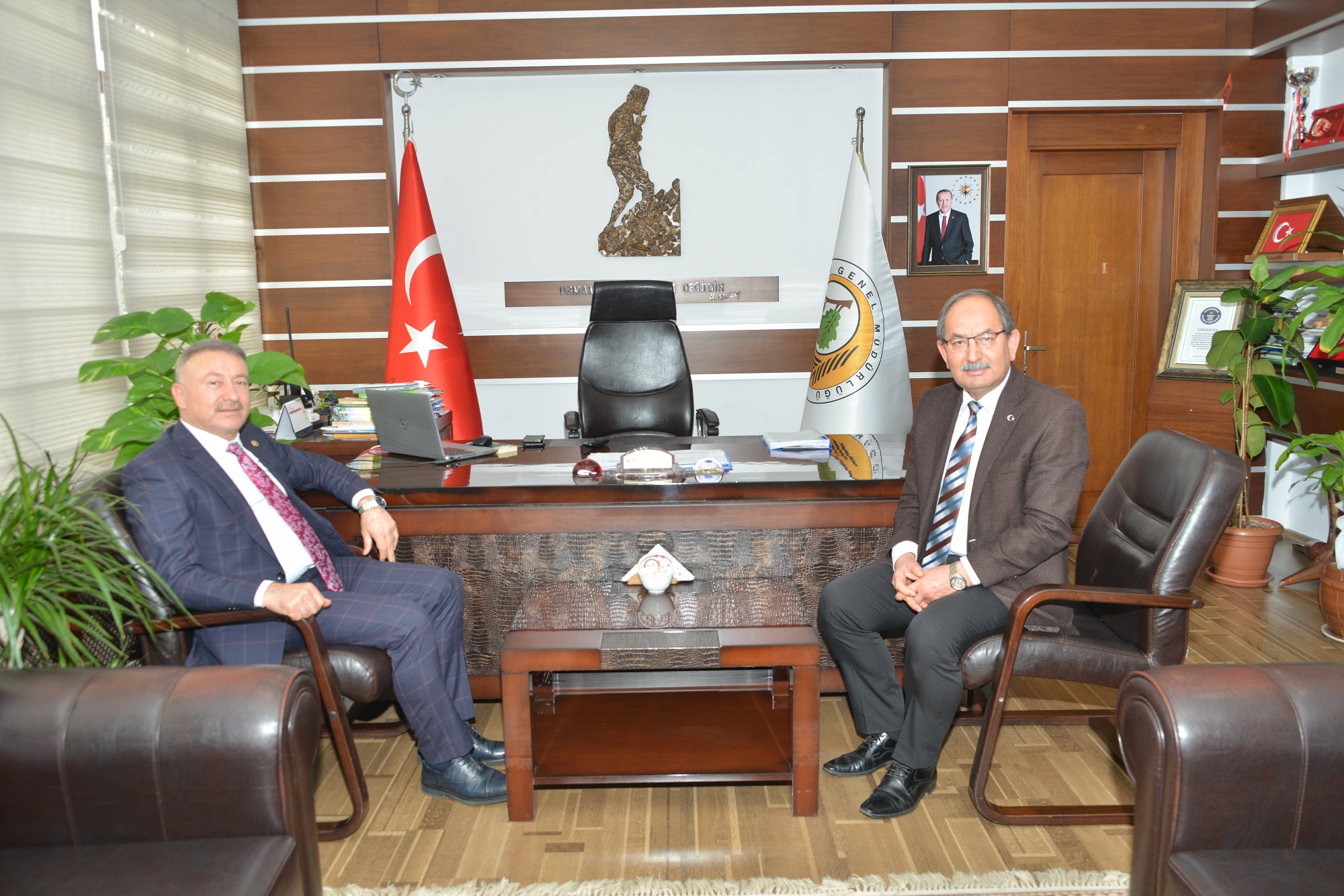 Mersin Milletvekili Hacı Özkan’dan nezaket ziyareti Mersin Ak Parti Milletvekili