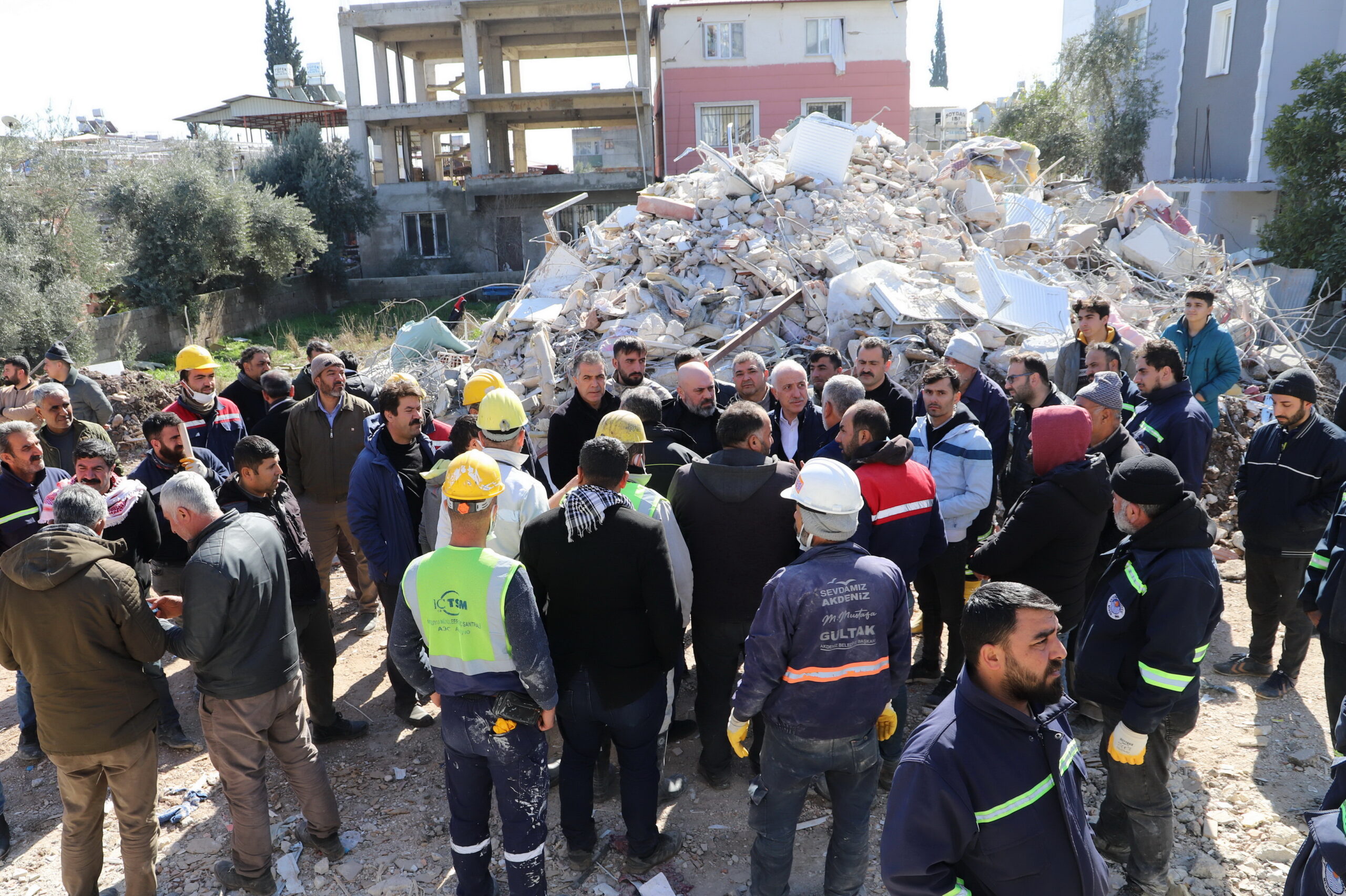 Akdeniz Belediye Başkanı M.