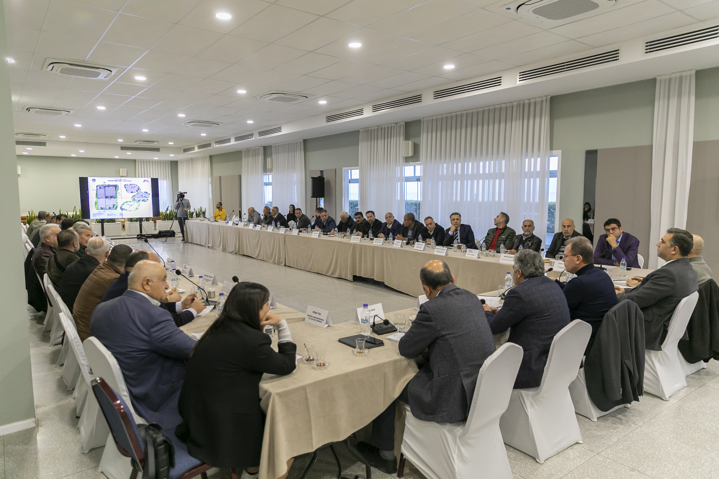 Büyükşehir Belediye Başkanı Seçer,