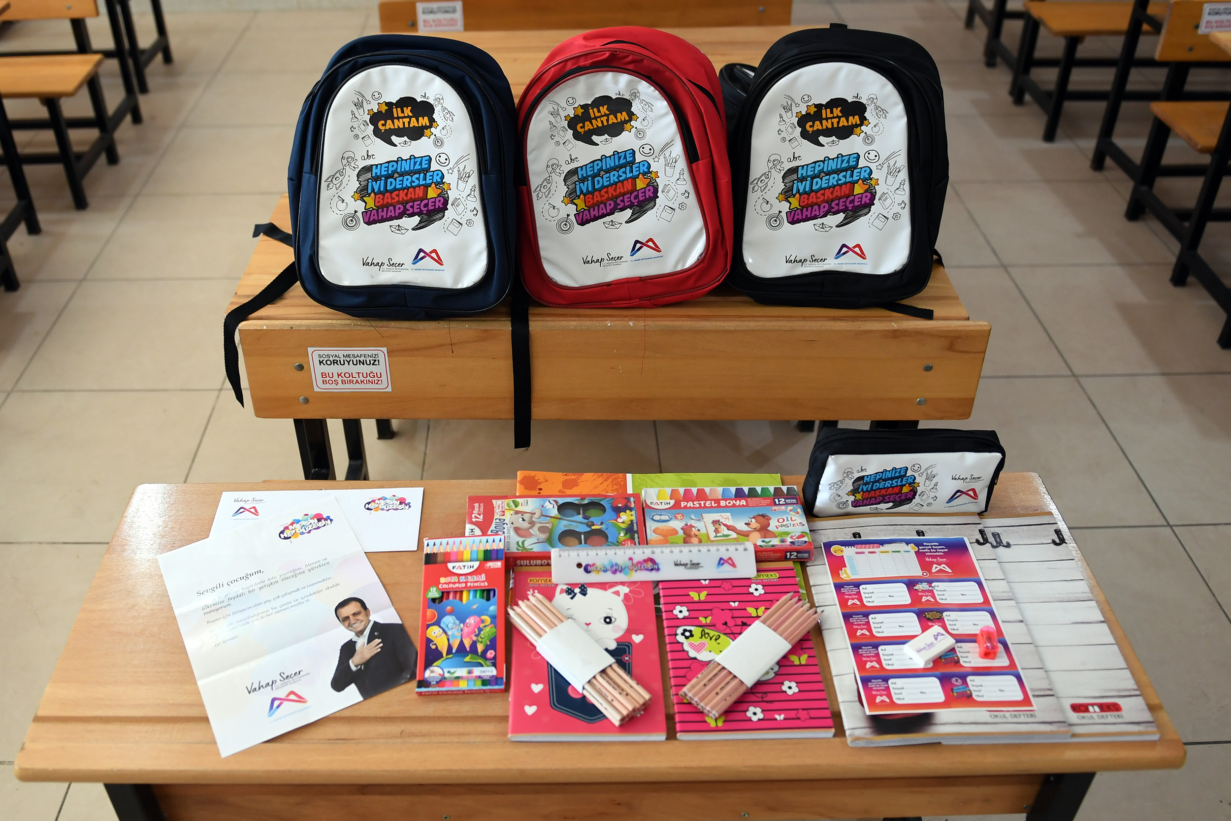 Mersin Büyükşehir Belediyesi’nin öğrencilere