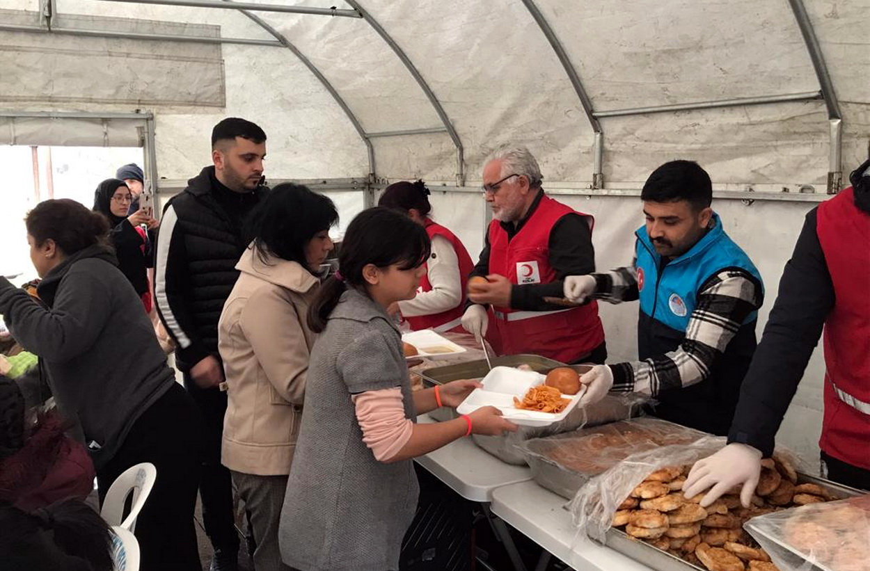 Akdeniz Belediye Başkanı M.